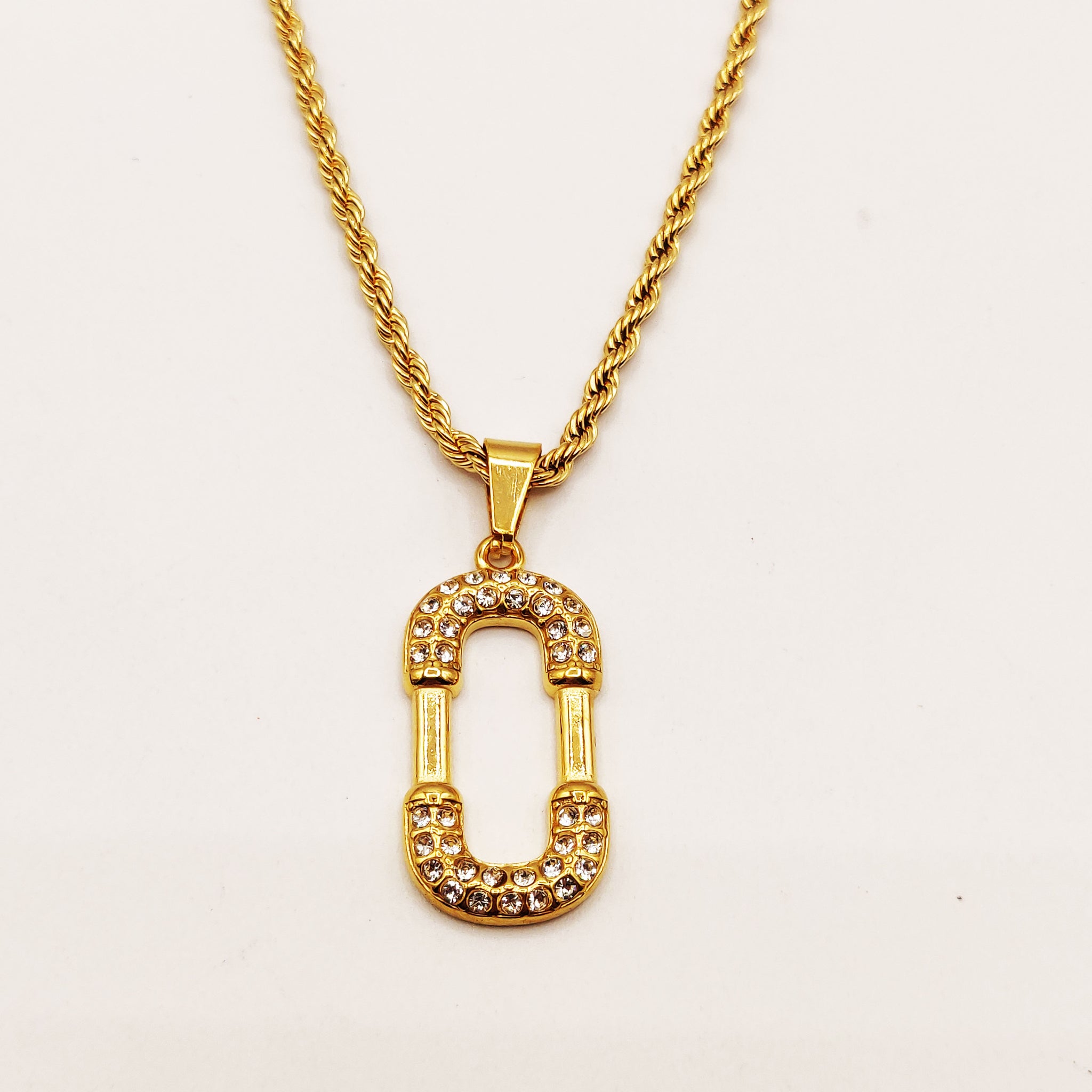 Collier Torsade Multi Lignes Pendentif Double U Cristaux Luxe