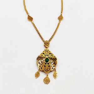 Collier Torsade Motif Oriental Pierre Verte Pendentifs Orientaux Luxe