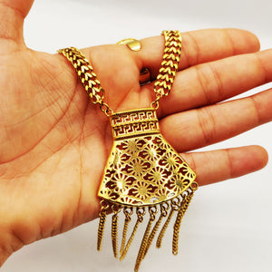 Collier Motifs V Luxe Pendentif Soleils Multi Tresses