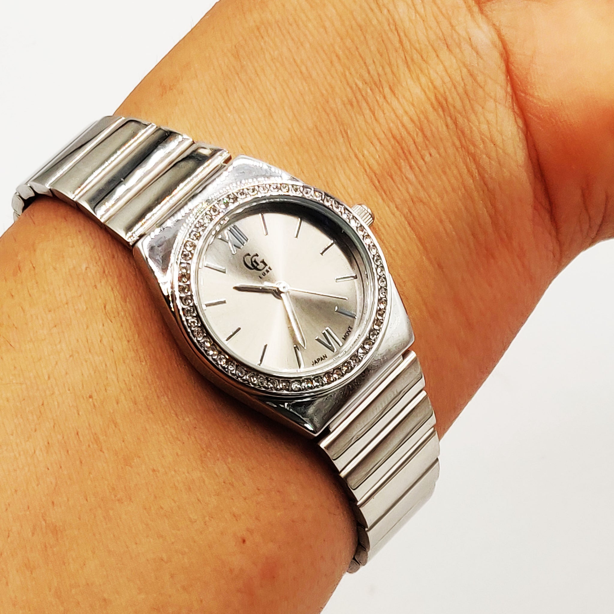 Montre GG Luxe BM9591 Fond Argenté Bracelet Argenté
