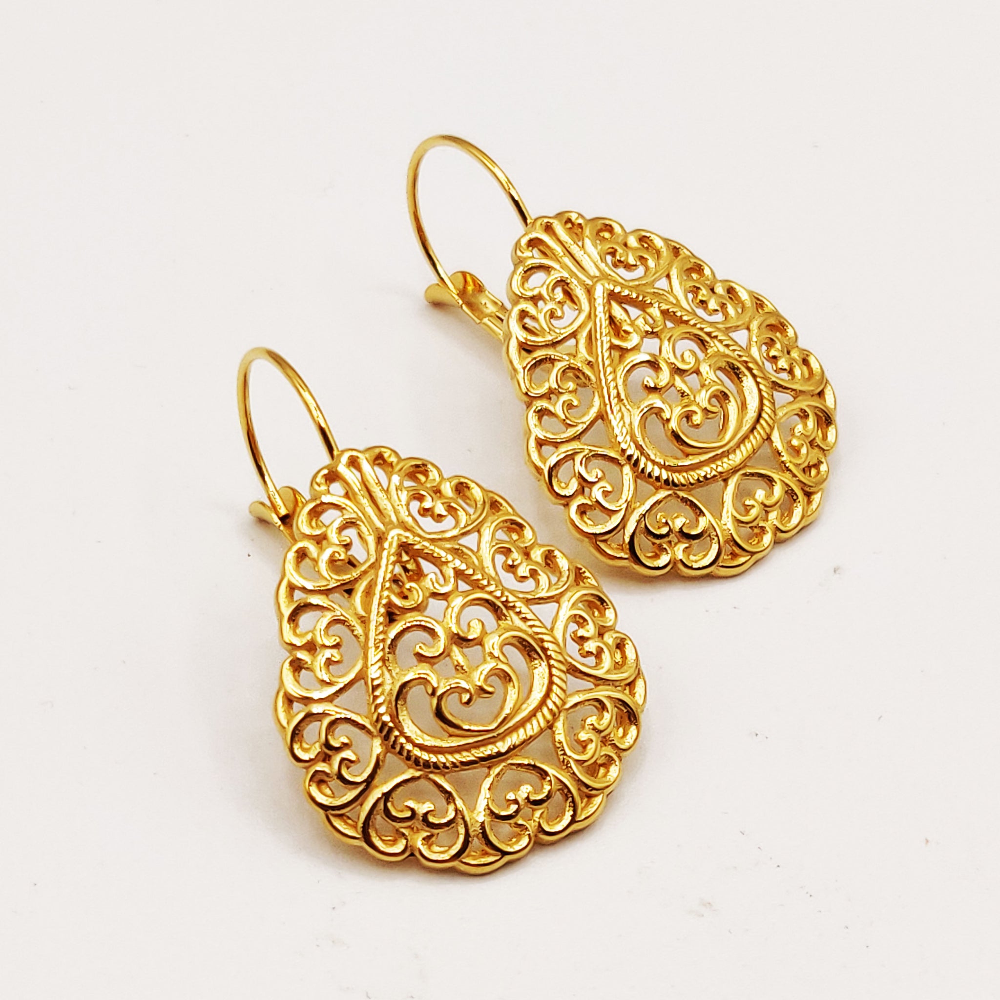 Boucles d'oreilles Goutte Motifs Orientaux Luxe
