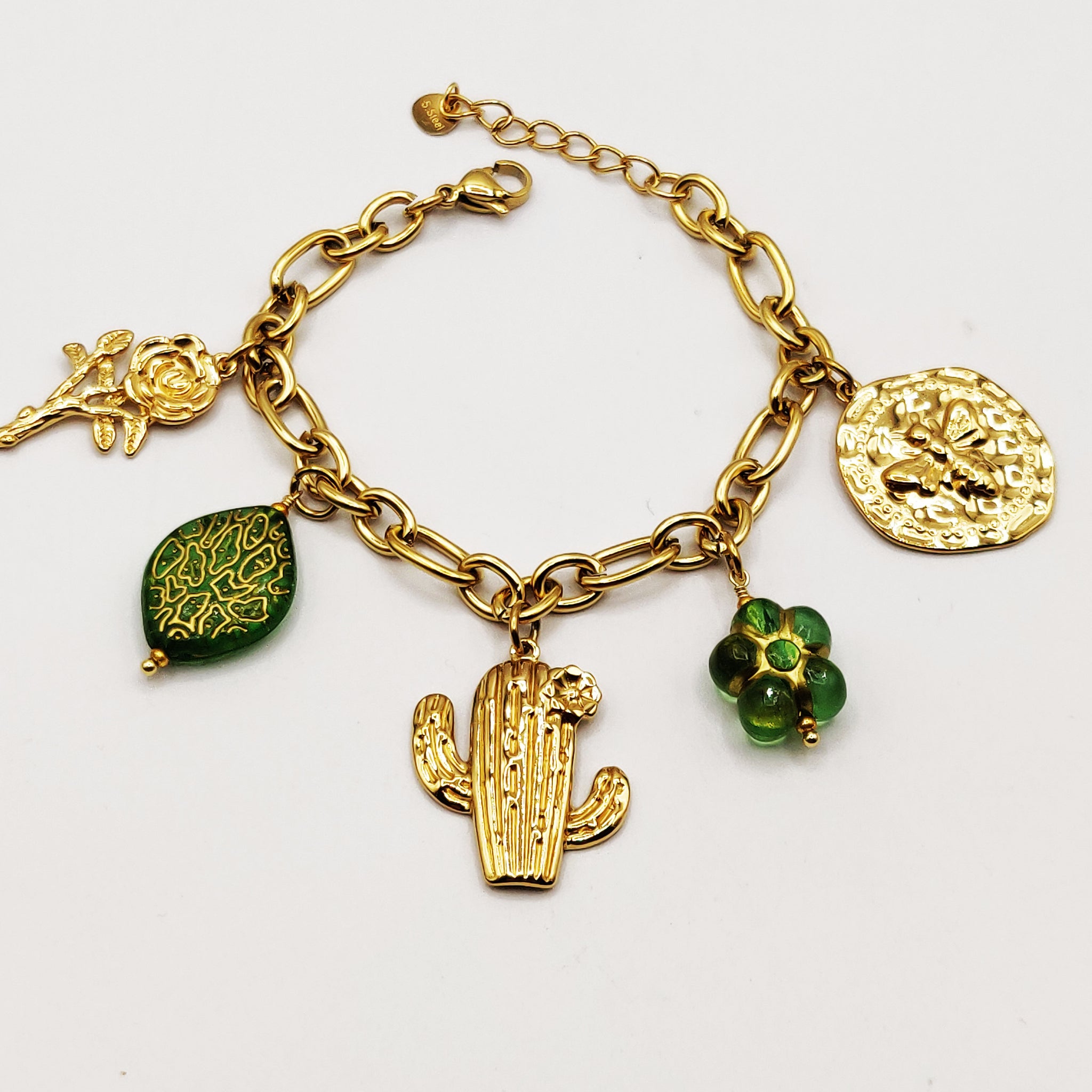Bracelet Pendentifs Cactus et Fleurs Vertes