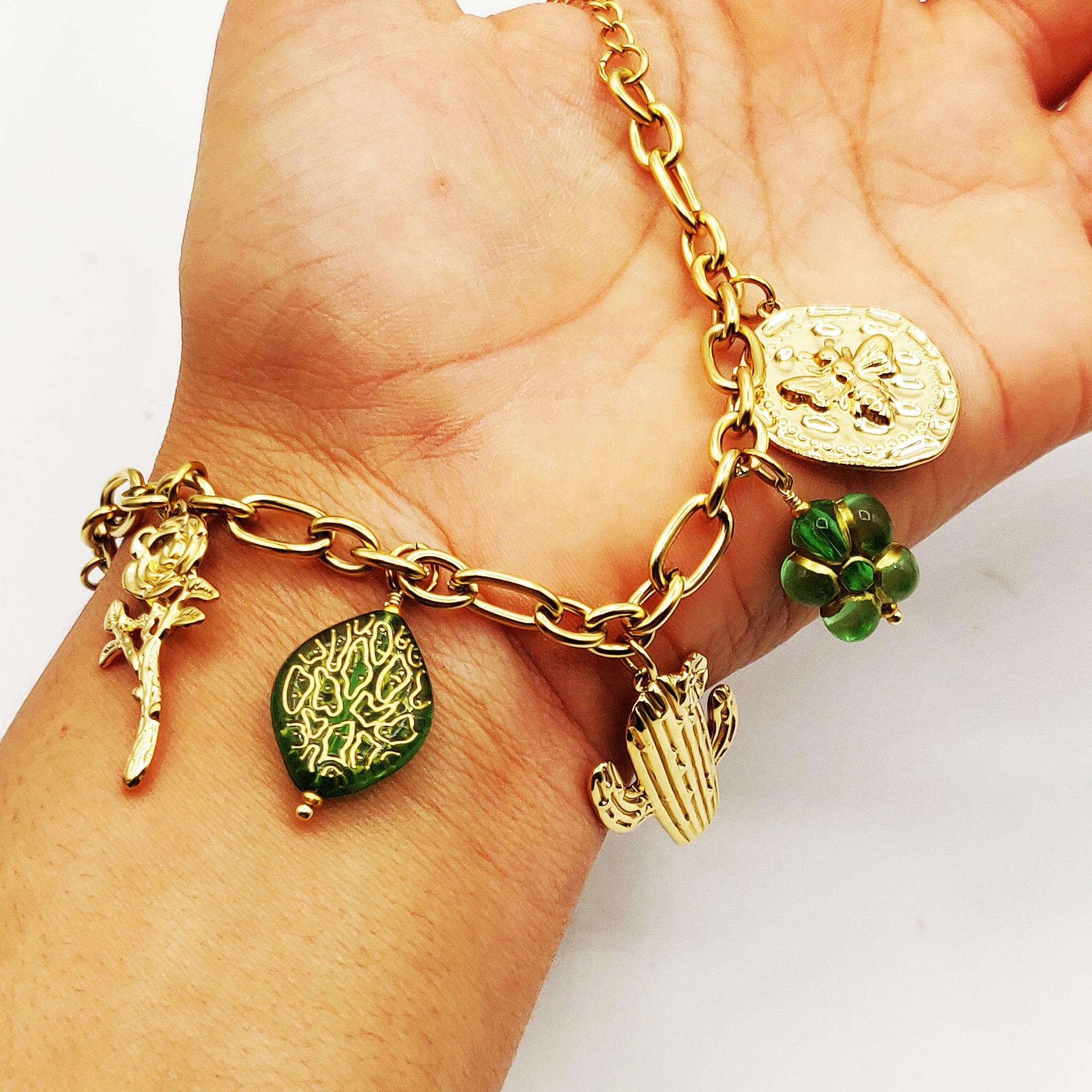 Bracelet Pendentifs Cactus et Fleurs Vertes