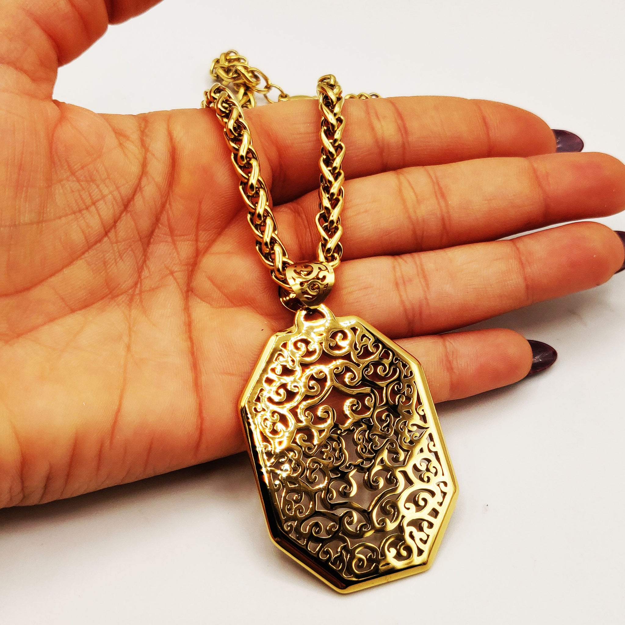 Collier Torsade Grand Cadran Motifs Orientaux Luxe