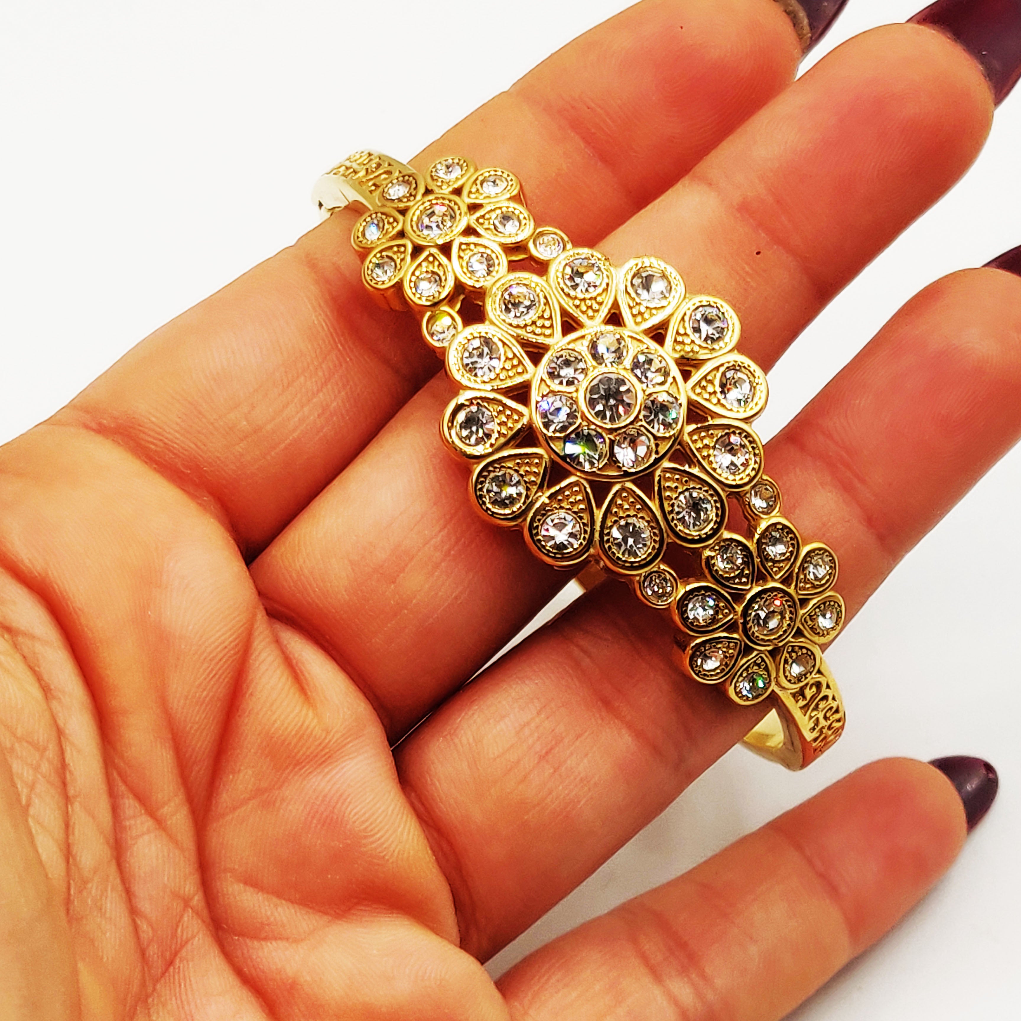 Bracelet Rigide Fleur Gouttes Cristaux Luxe