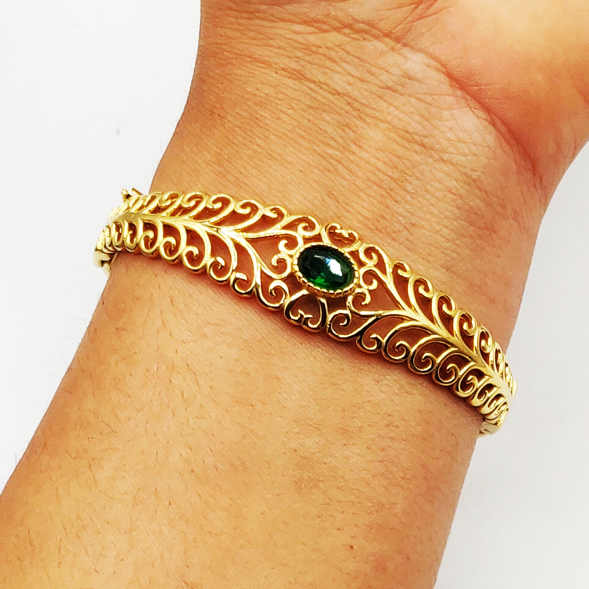 Bracelet Rigide Motifs Orientaux Pierre Verte Luxe