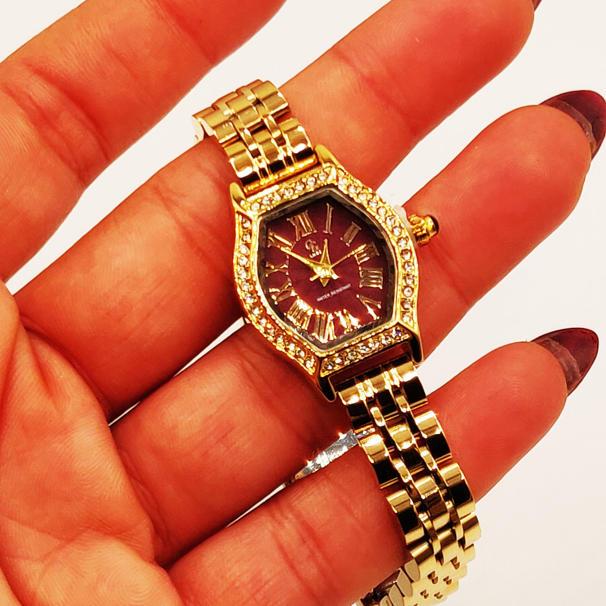 Montre GG Luxe Q820 Fond Bordeaux