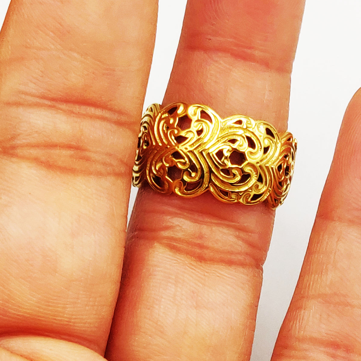 Bague Motifs Coeurs Orientaux Plats Luxe