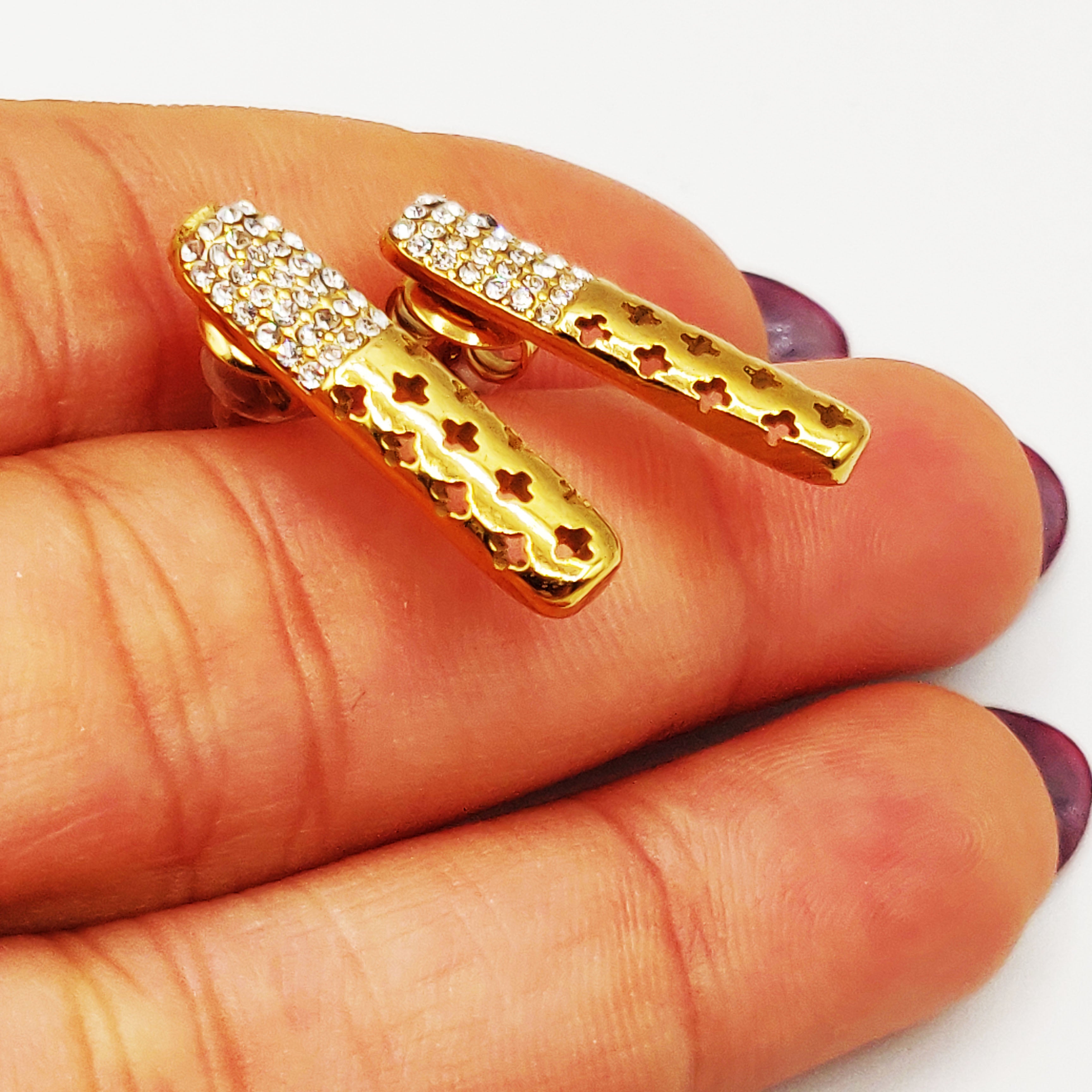 Boucles d'oreilles Barre Trèfles Creusés et Cristaux Luxe