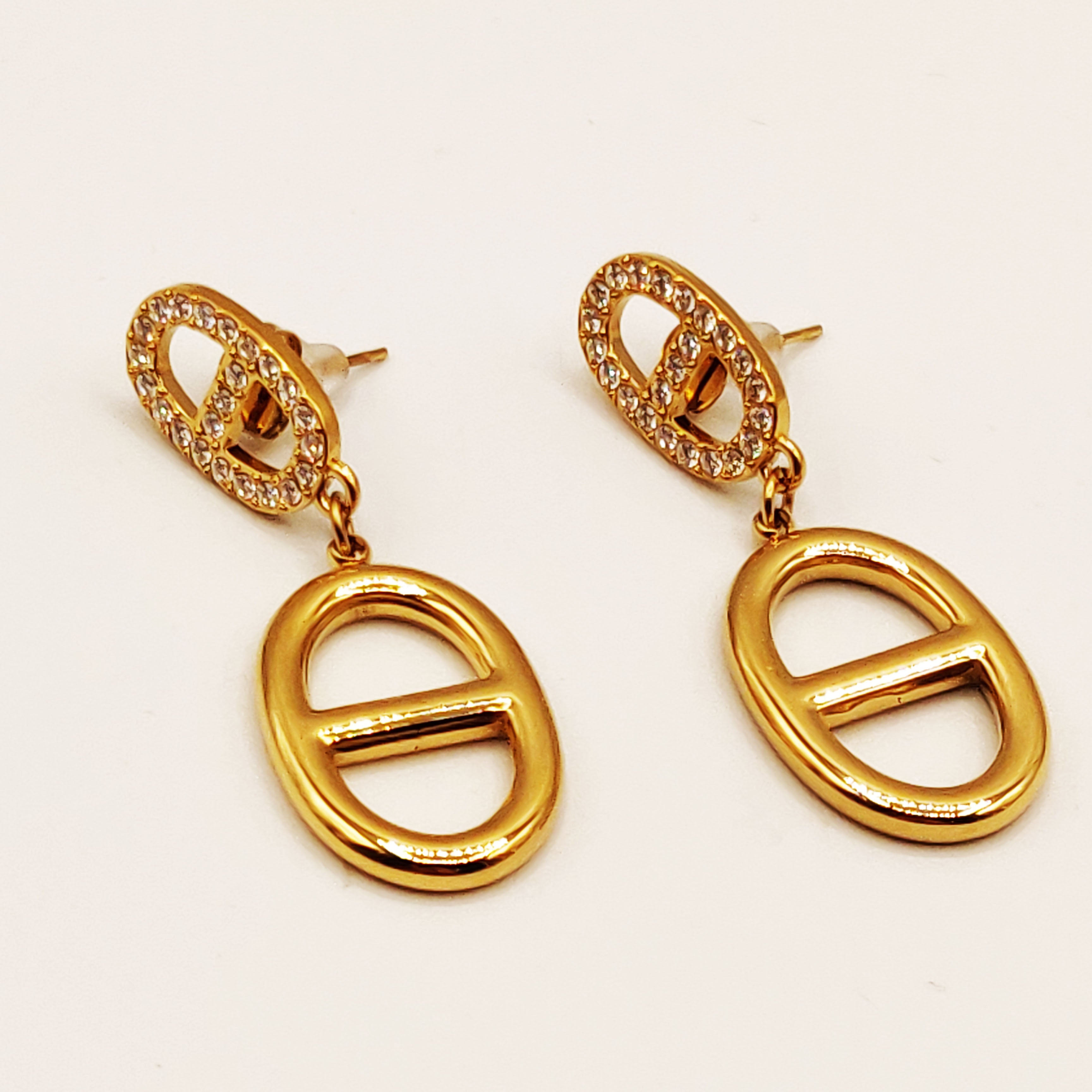 Boucles d'oreilles Multi H Luxe Dorés et Cristaux