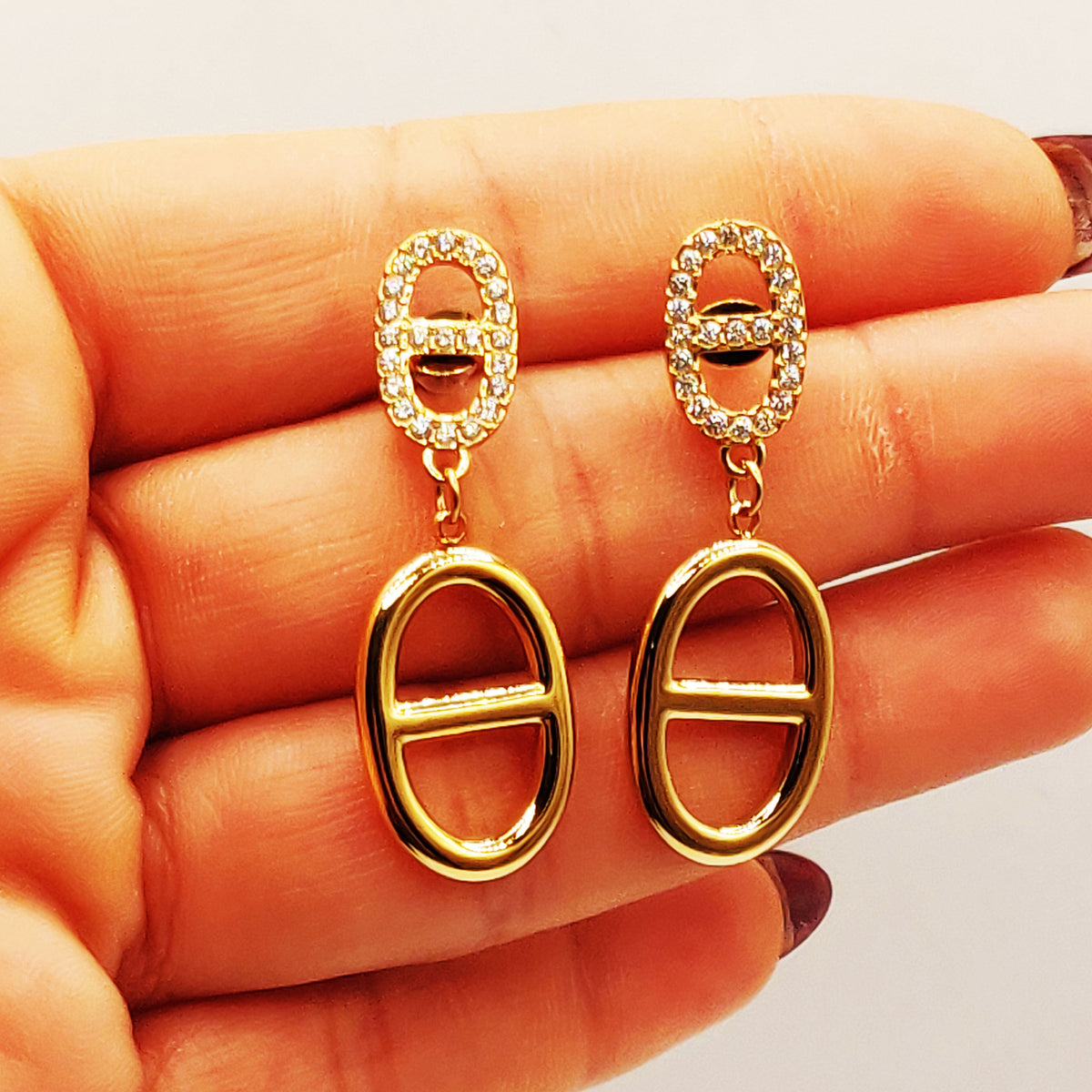 Boucles d'oreilles Multi H Luxe Dorés et Cristaux
