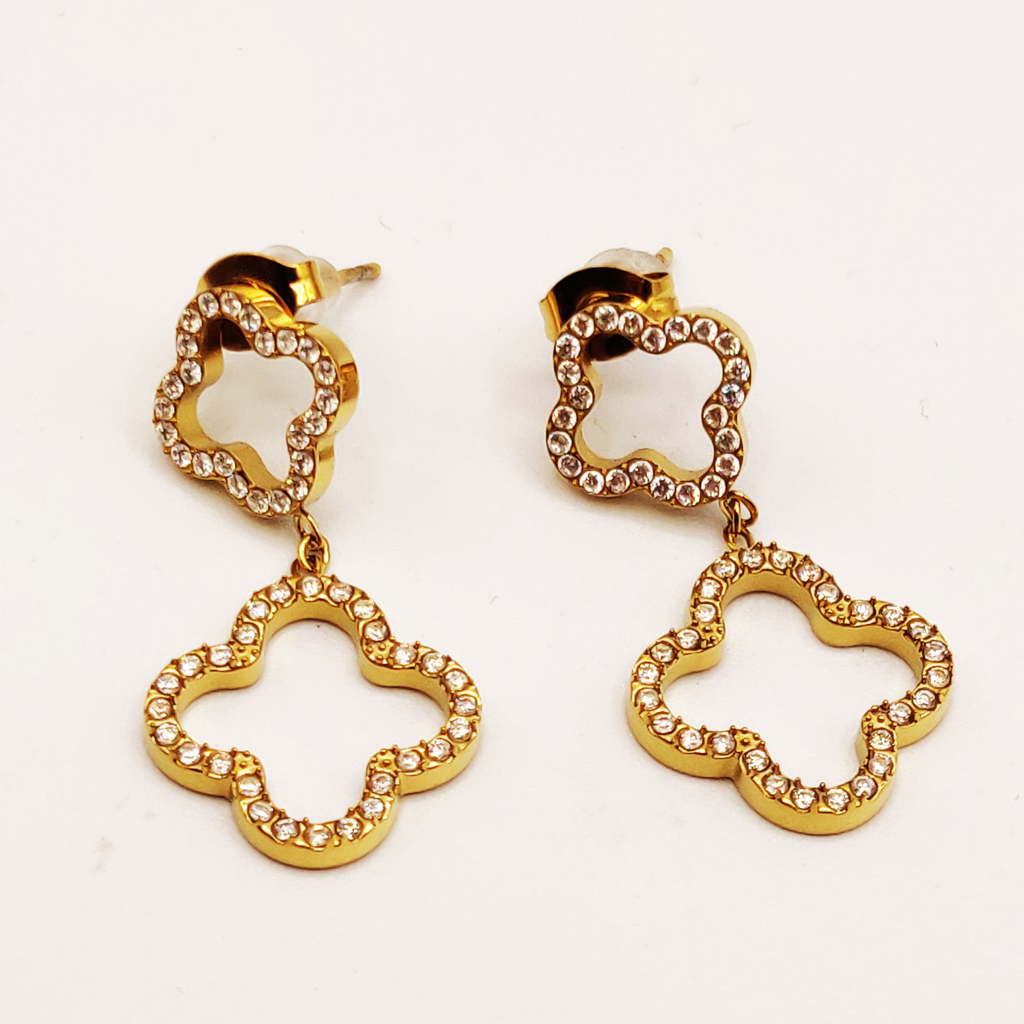 Boucles d'oreilles Grand Trèfle Creux Tour Cristaux