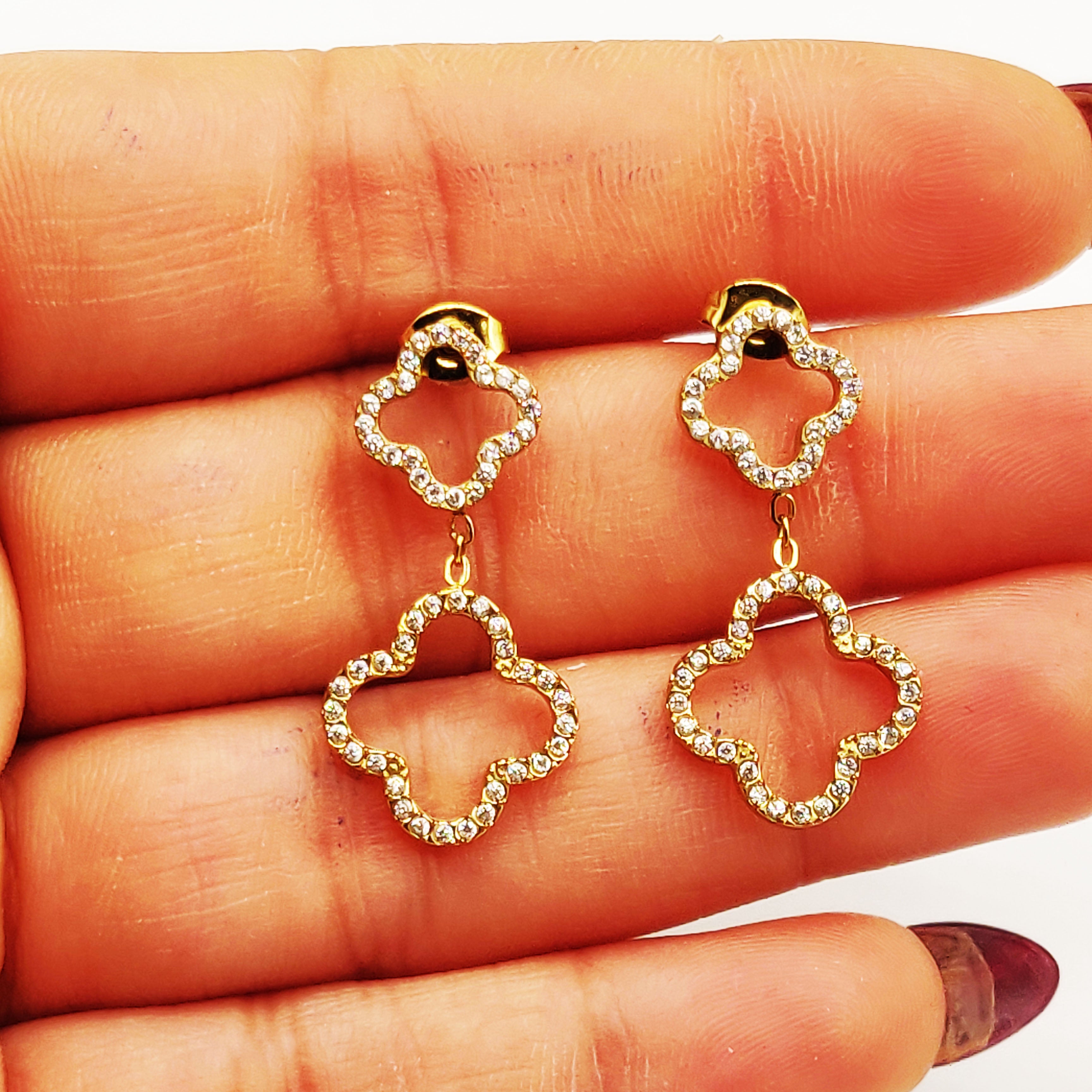 Boucles d'oreilles Grand Trèfle Creux Tour Cristaux