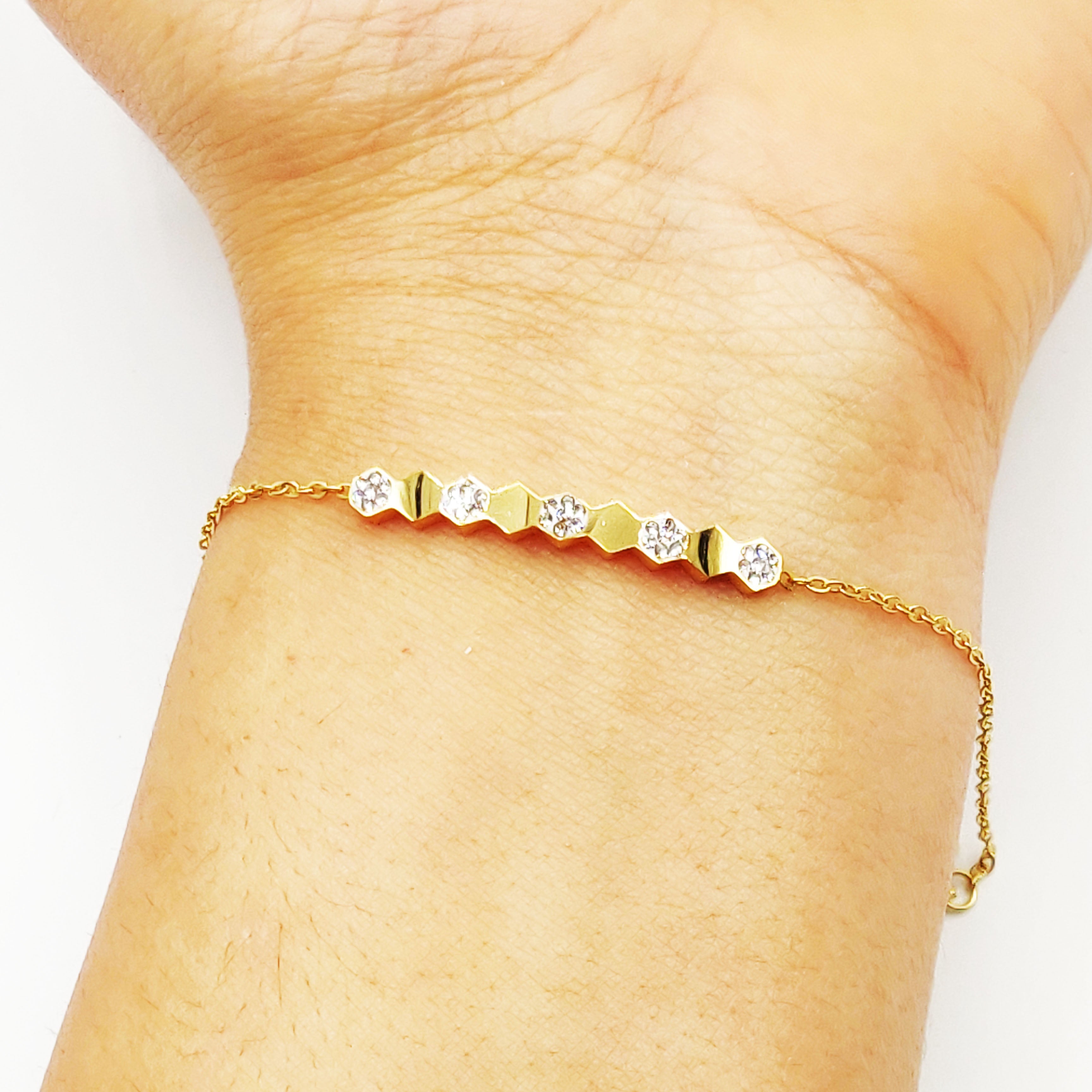 Bracelet Ligne Hexagones Dorés et Cristaux Luxe