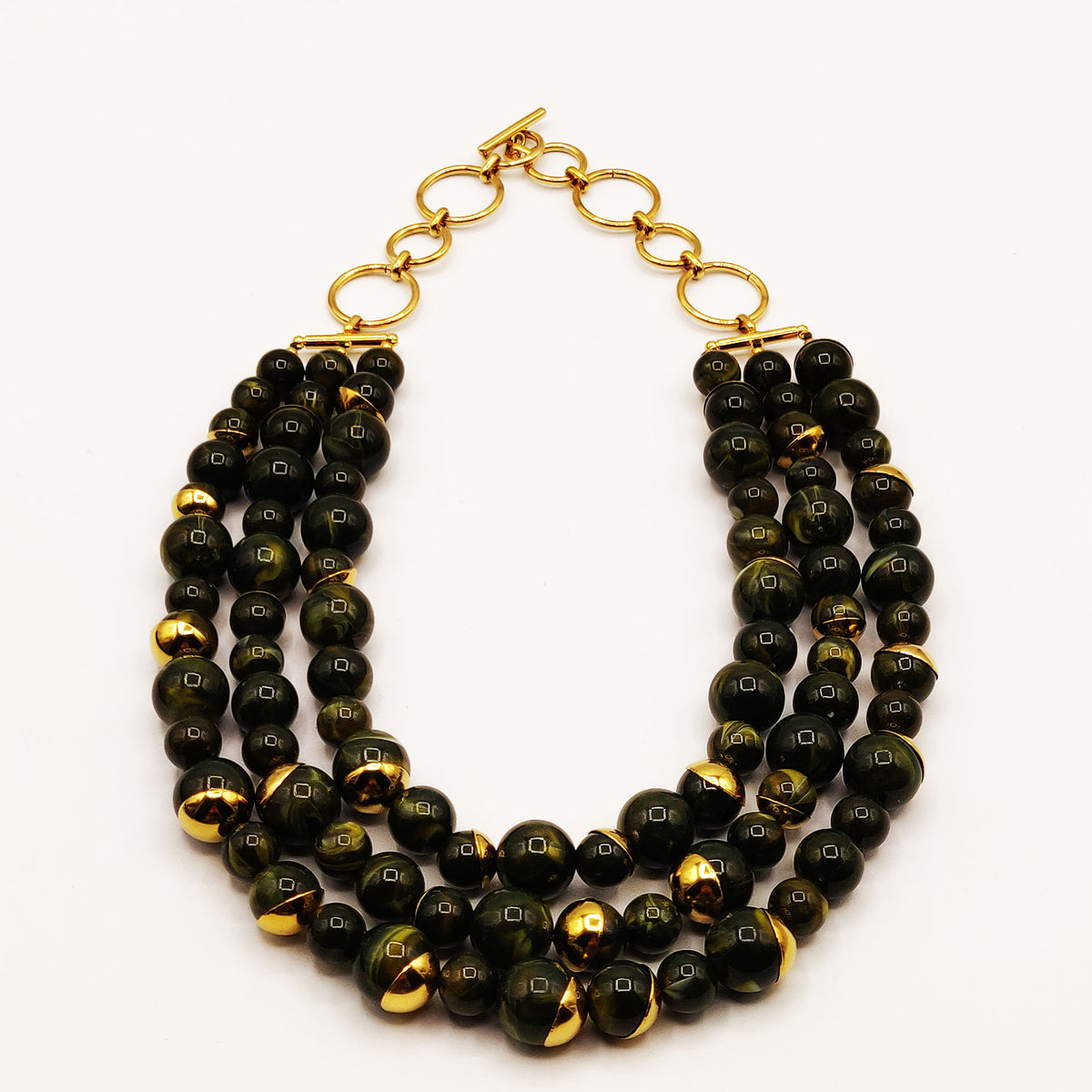 Collier Triple Rangs Perles d'imitation Kaki et Dorées Luxe