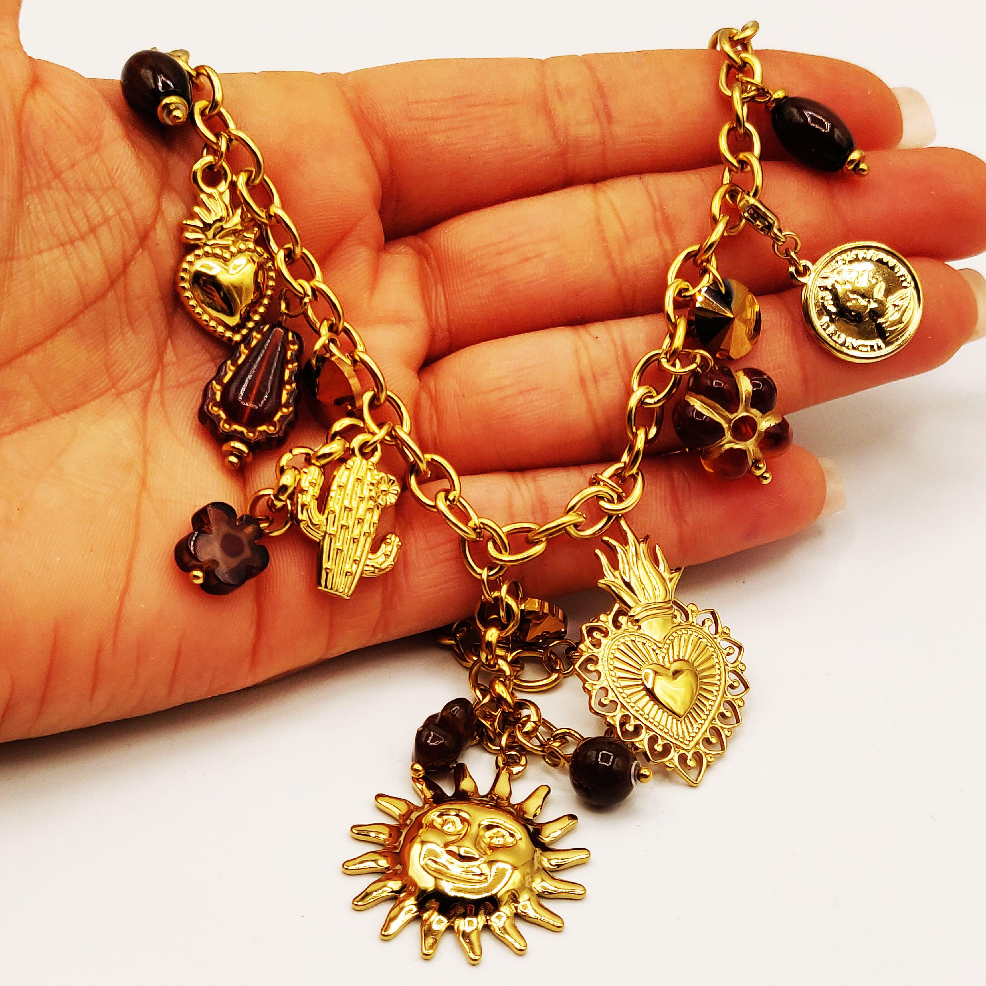 Collier Chaîne Bibelots Marrons et Dorés Luxe