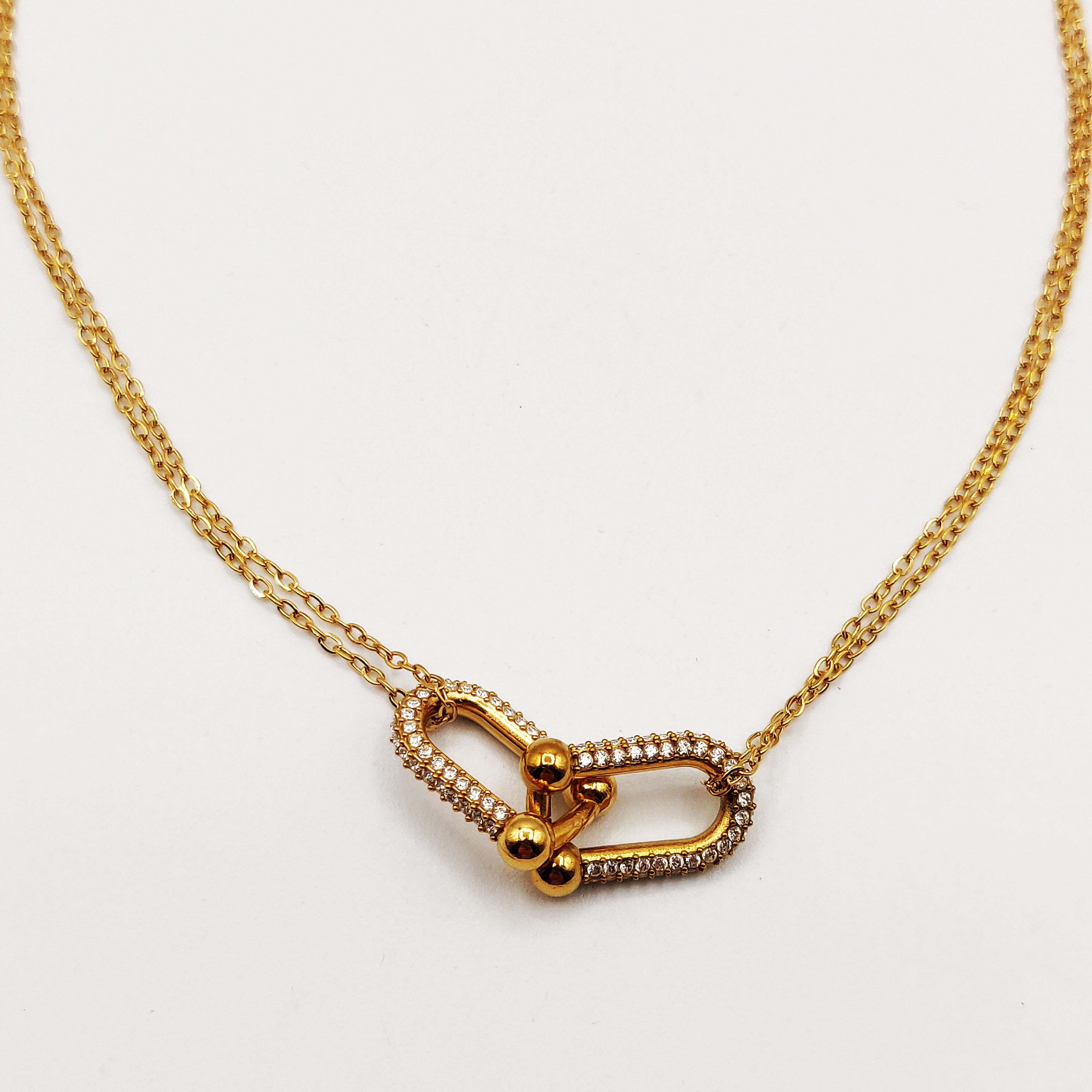Collier Chaîne Double Pendentif Double T Luxe Cristaux
