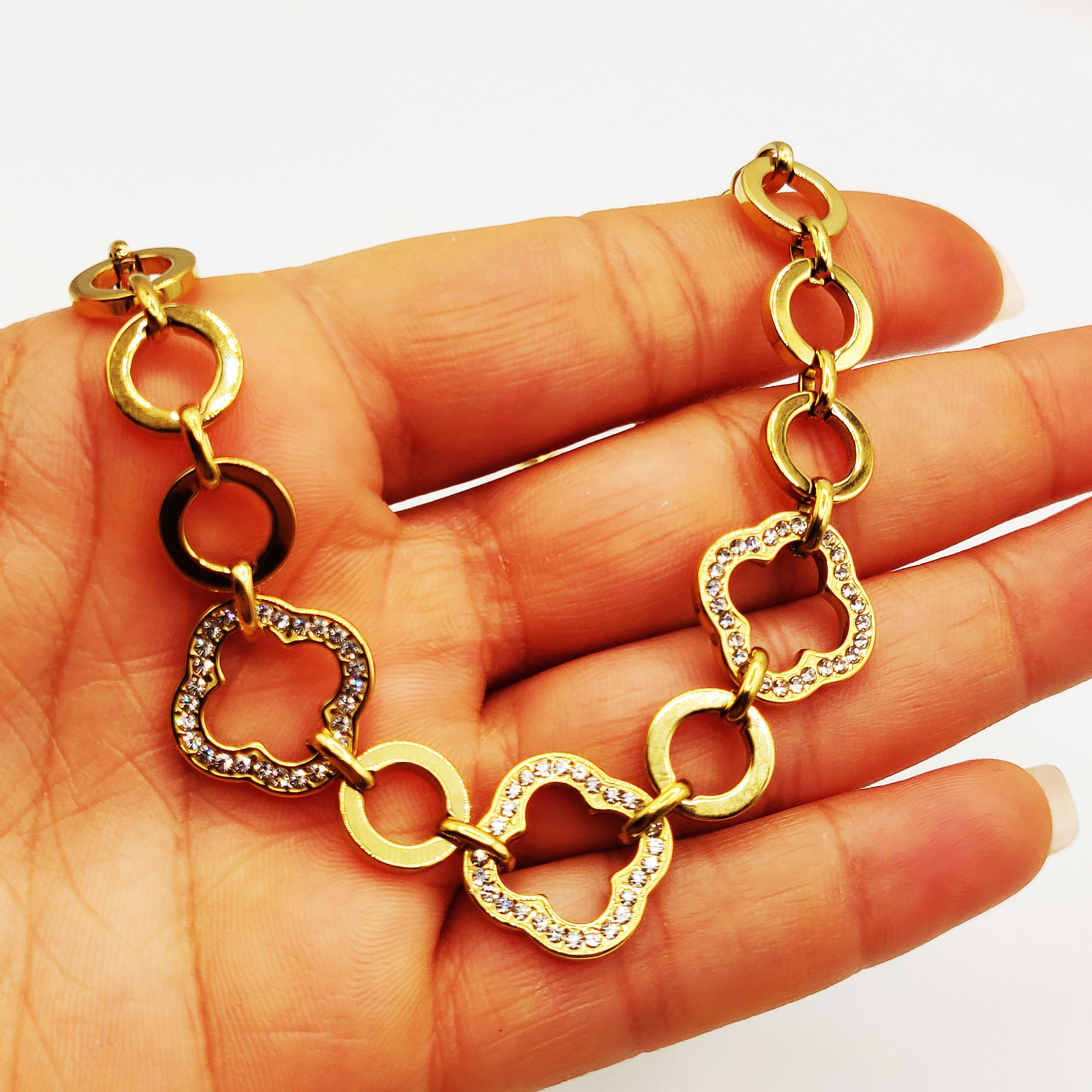 Collier Chaîne Grands Trèfles Creux Cristaux Luxe