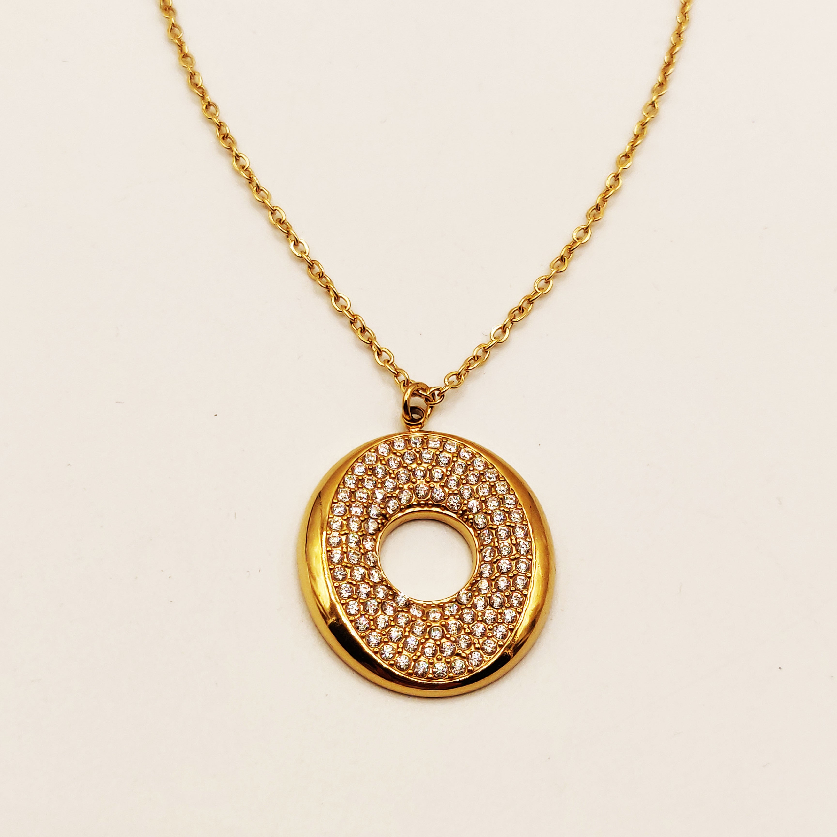 Collier Pendentif Ovale Multi Cristaux Luxe
