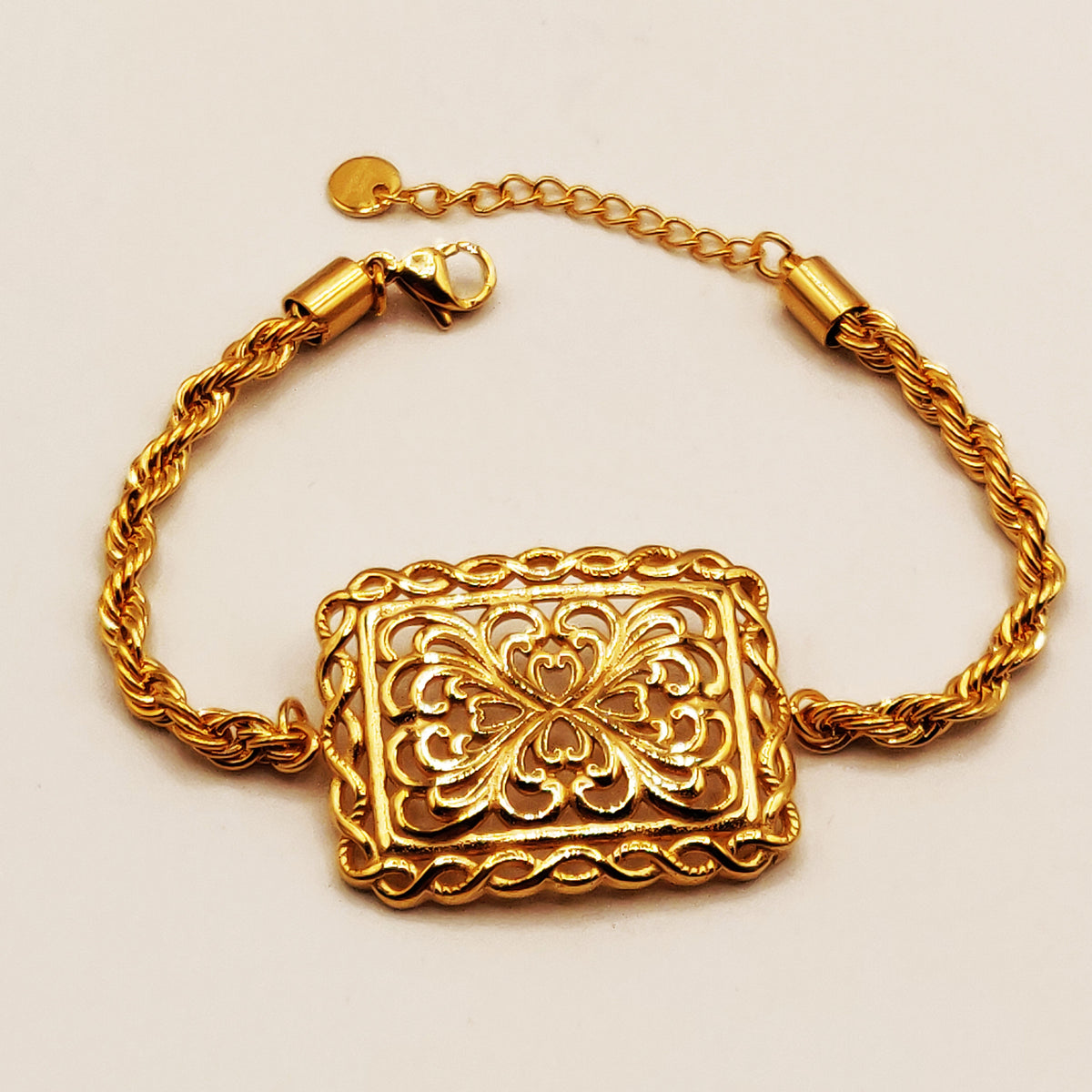 Bracelet Torsade Cadre Rectangle Motifs Orientaux Luxe