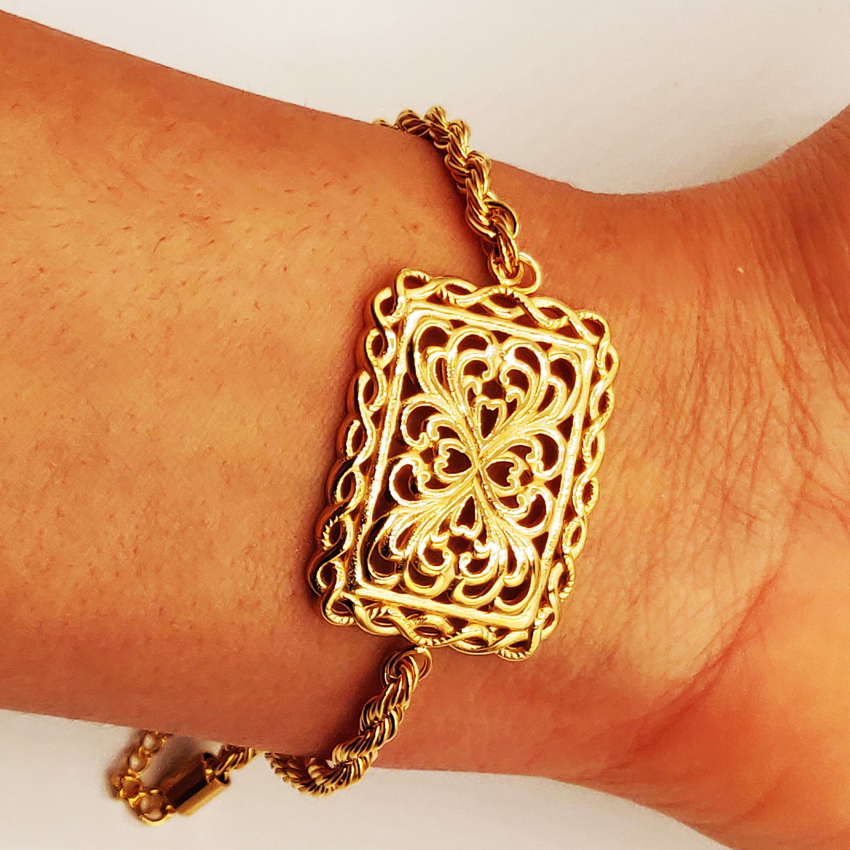 Bracelet Torsade Cadre Rectangle Motifs Orientaux Luxe