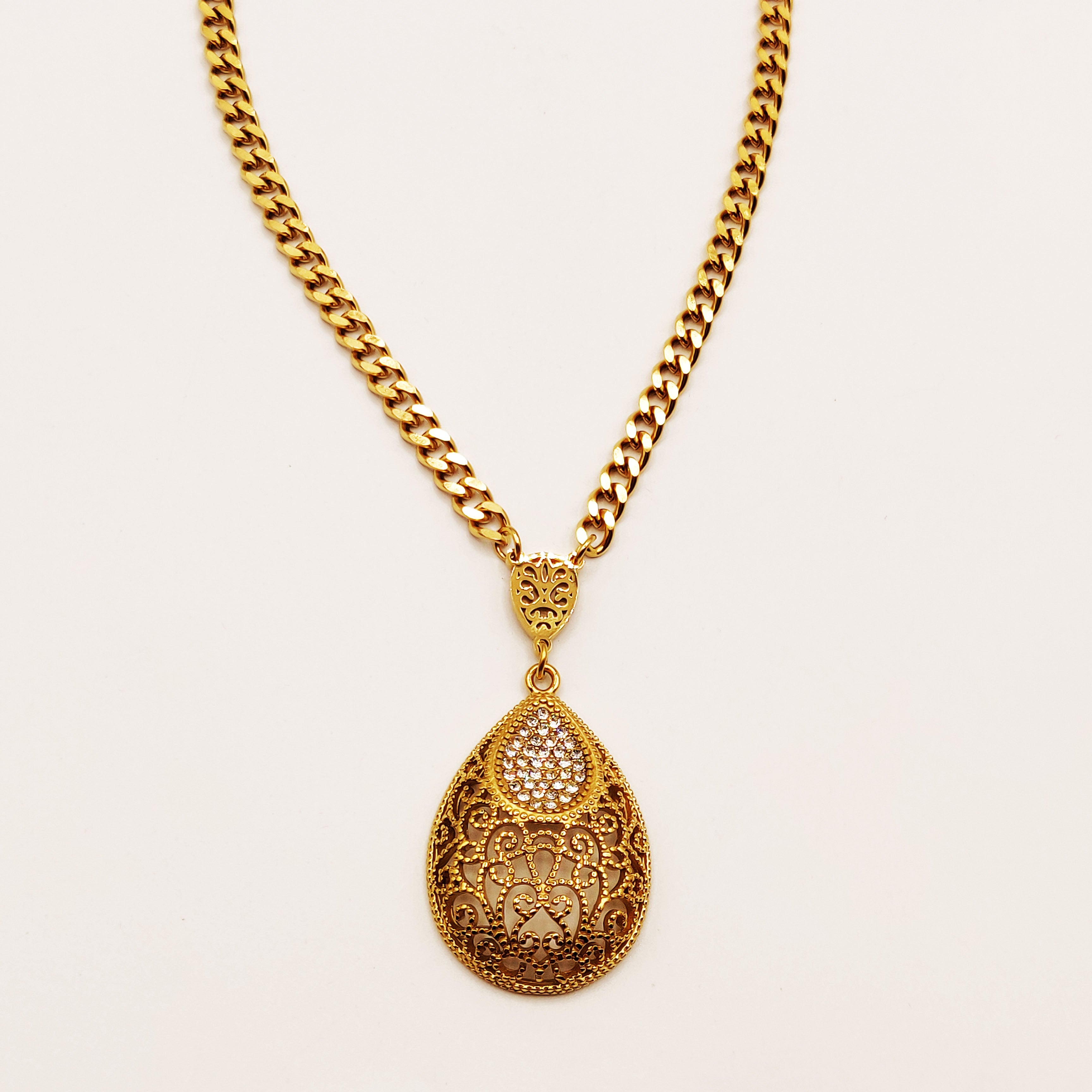Collier Tresse Goutte Bombée Motifs Orientaux et Cristaux Luxe