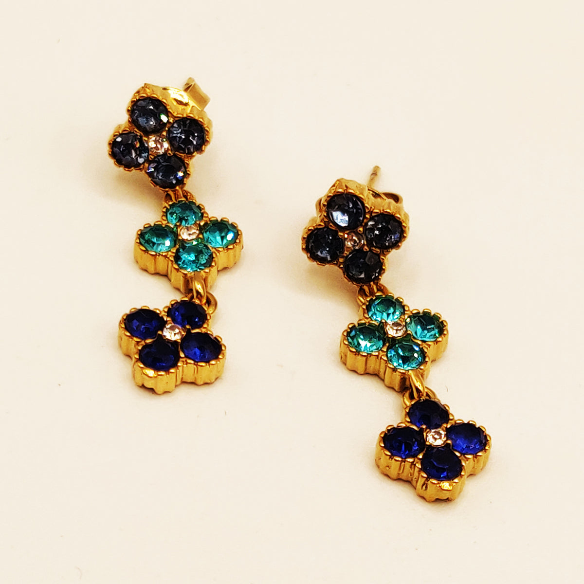Boucles d'oreilles Trèfles Cristaux Nuances de Bleu Luxe