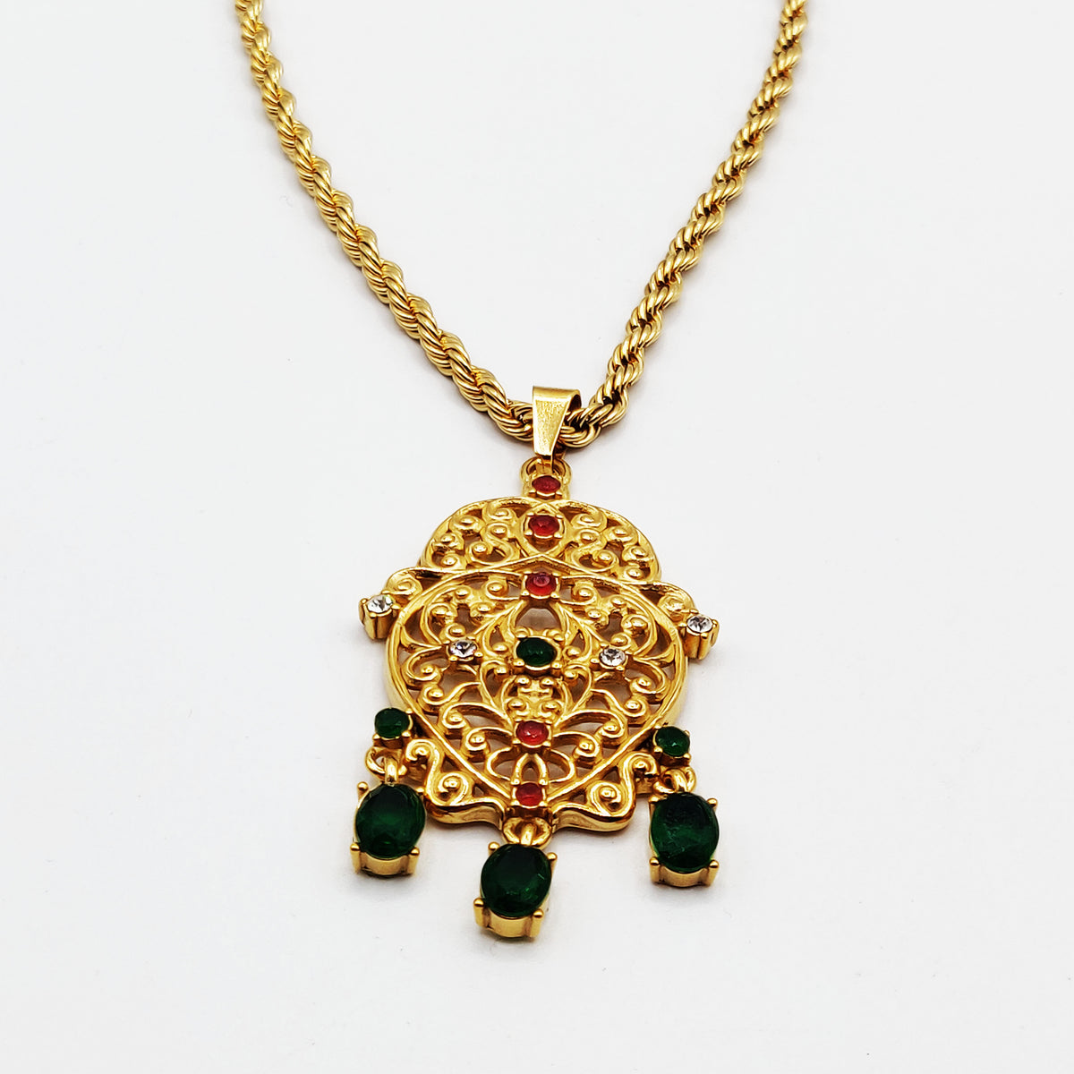 Collier Torsade Grand Coeur Oriental Cristaux Verts et Rouges Luxe