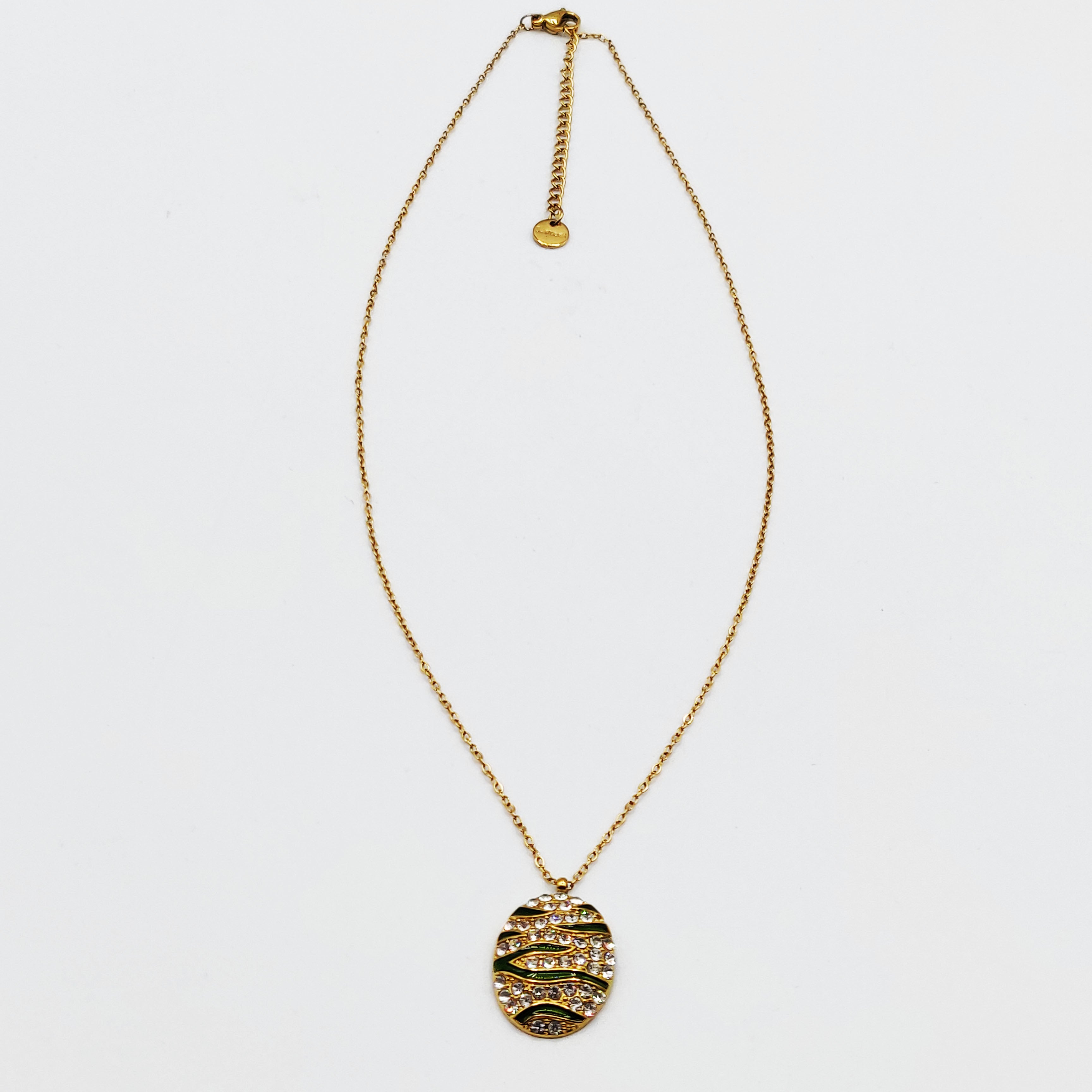 Collier Oeuf de Dragon Vert et Cristaux