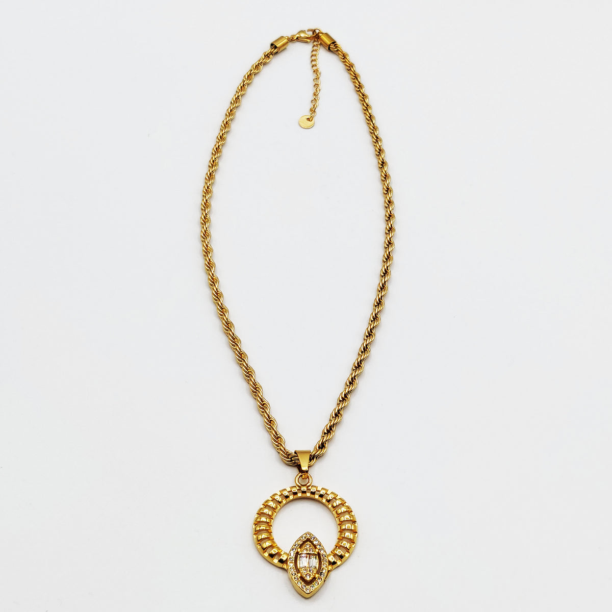 Collier Torsade Cercle et Ovale Cristaux Luxe