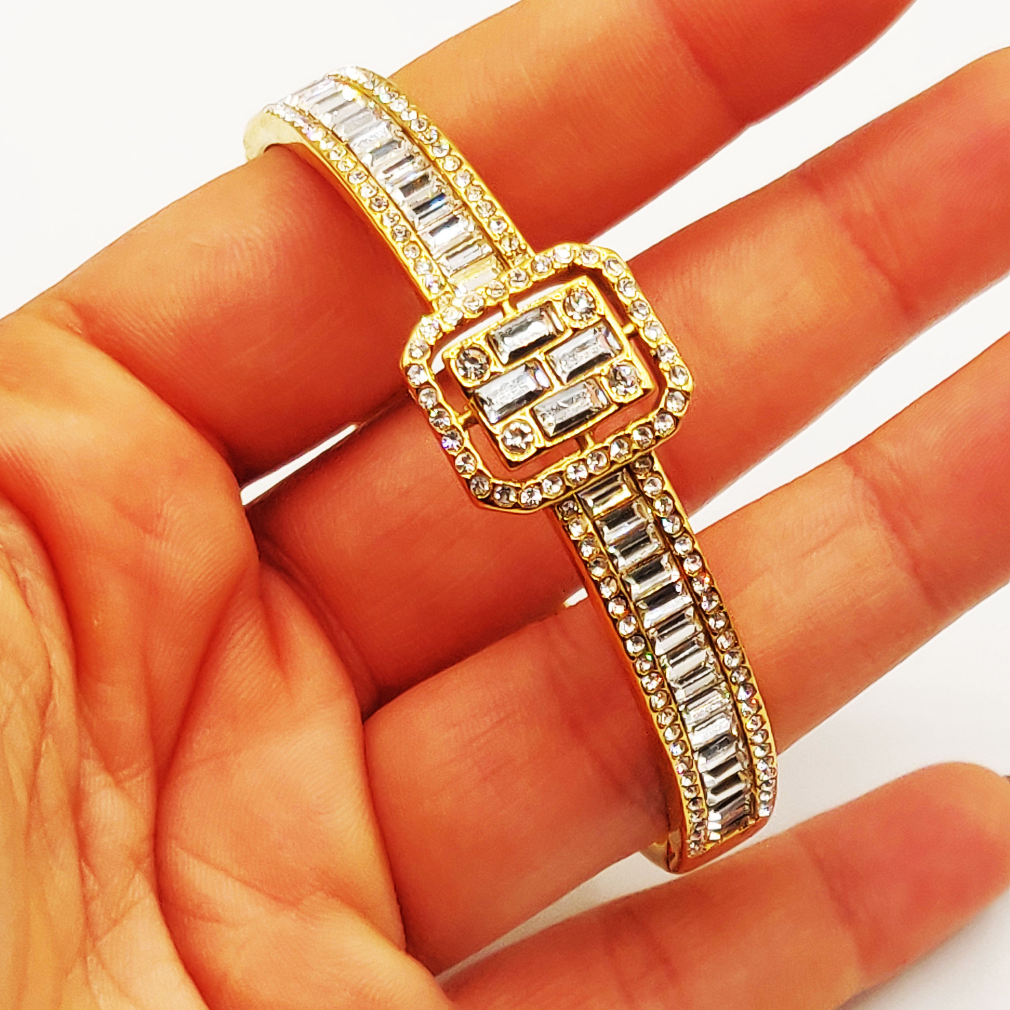 Bracelet Rigide Carré Multi Cristaux Luxe