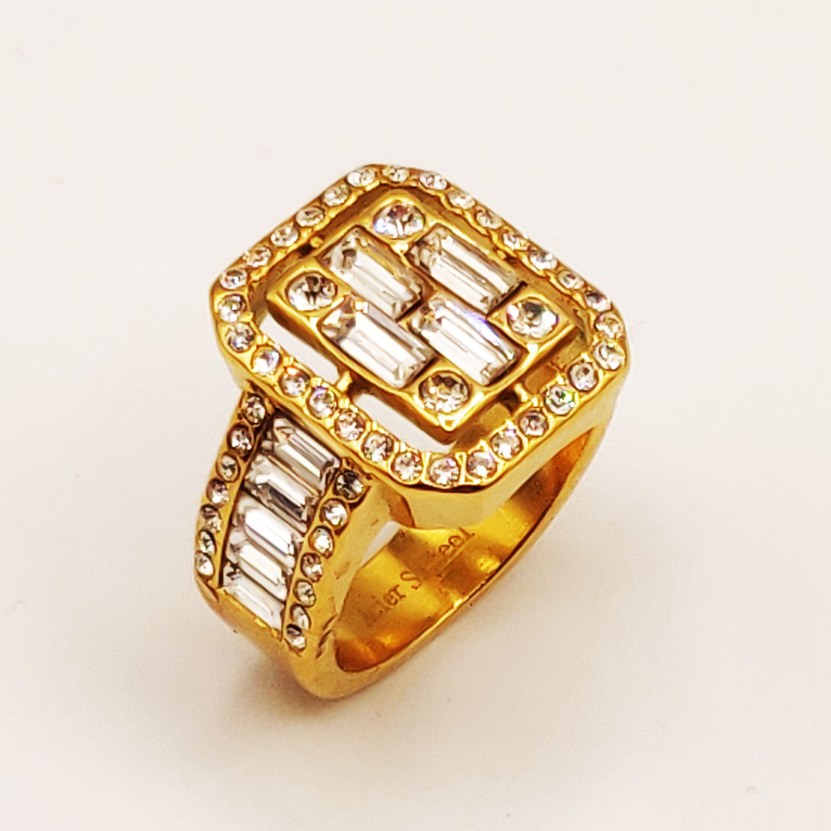 Bague Carré Multi Cristaux Luxe