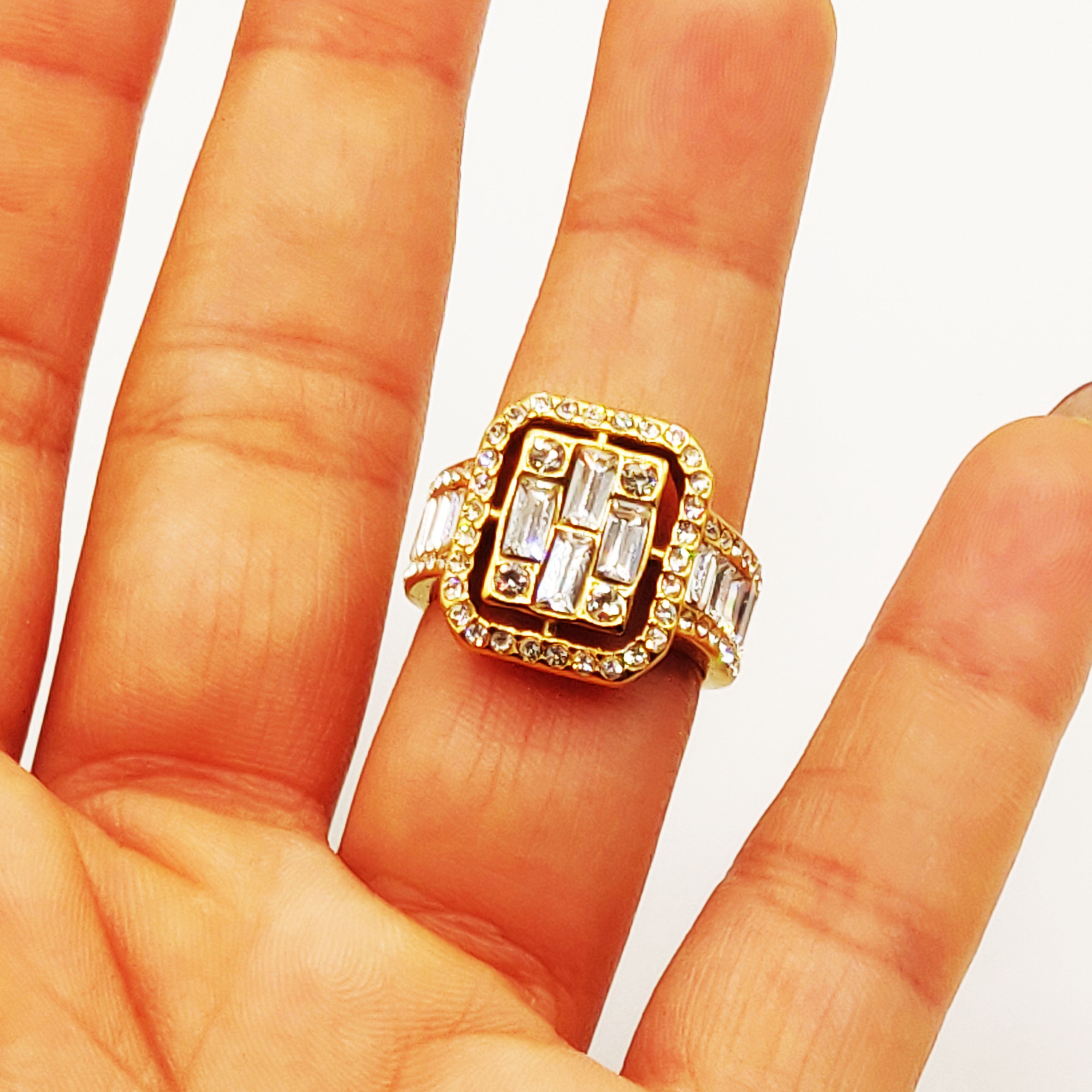 Bague Carré Multi Cristaux Luxe