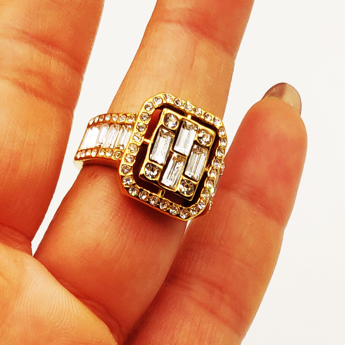 Bague Carré Multi Cristaux Luxe