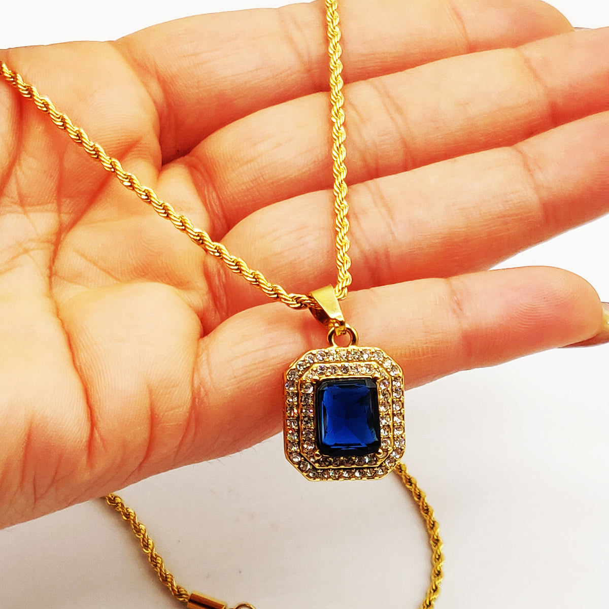 Collier Torsade Triple Rectangles Bleu et Cristaux Luxe