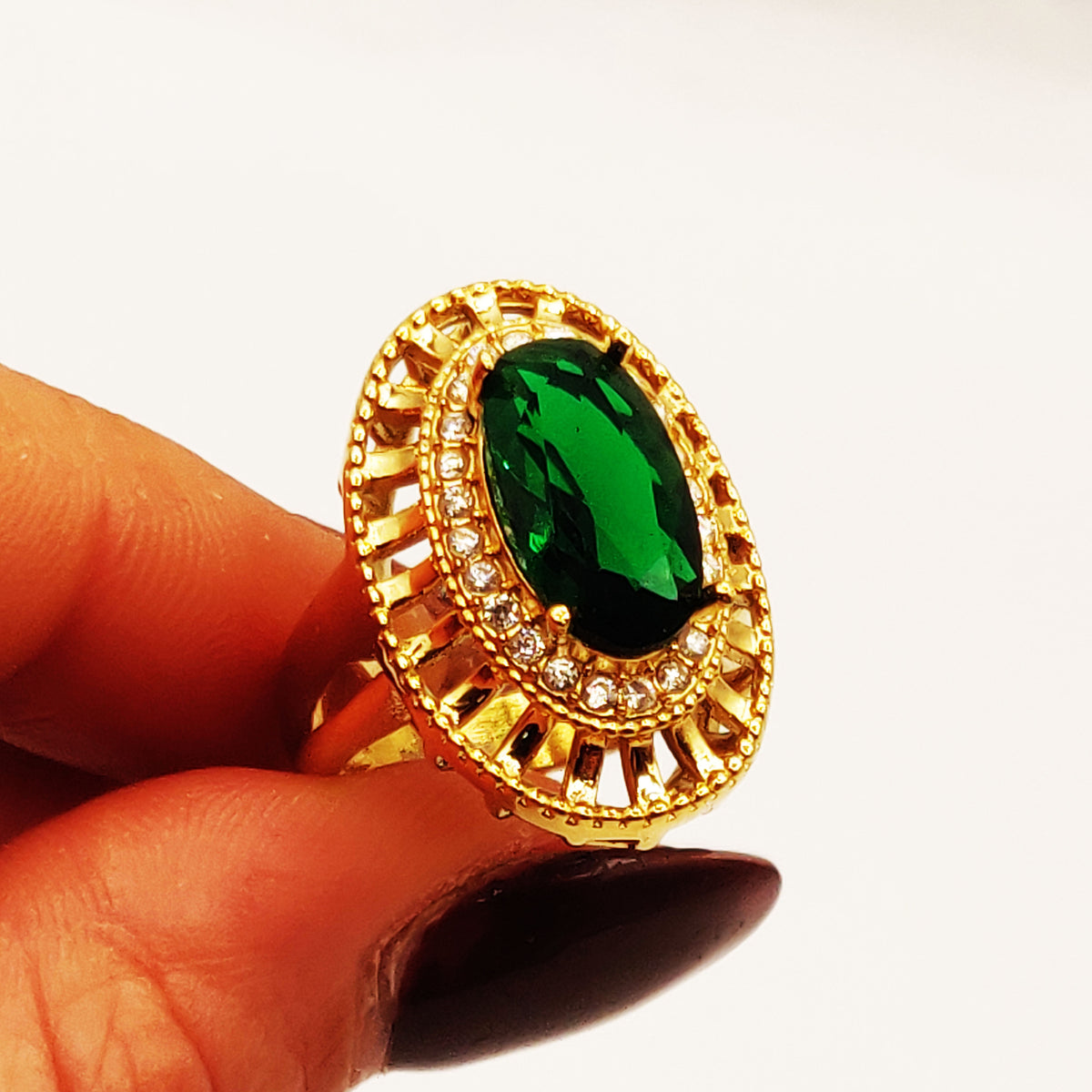 Bague Grand Cristal Vert Ovale Tour Cristaux Luxe
