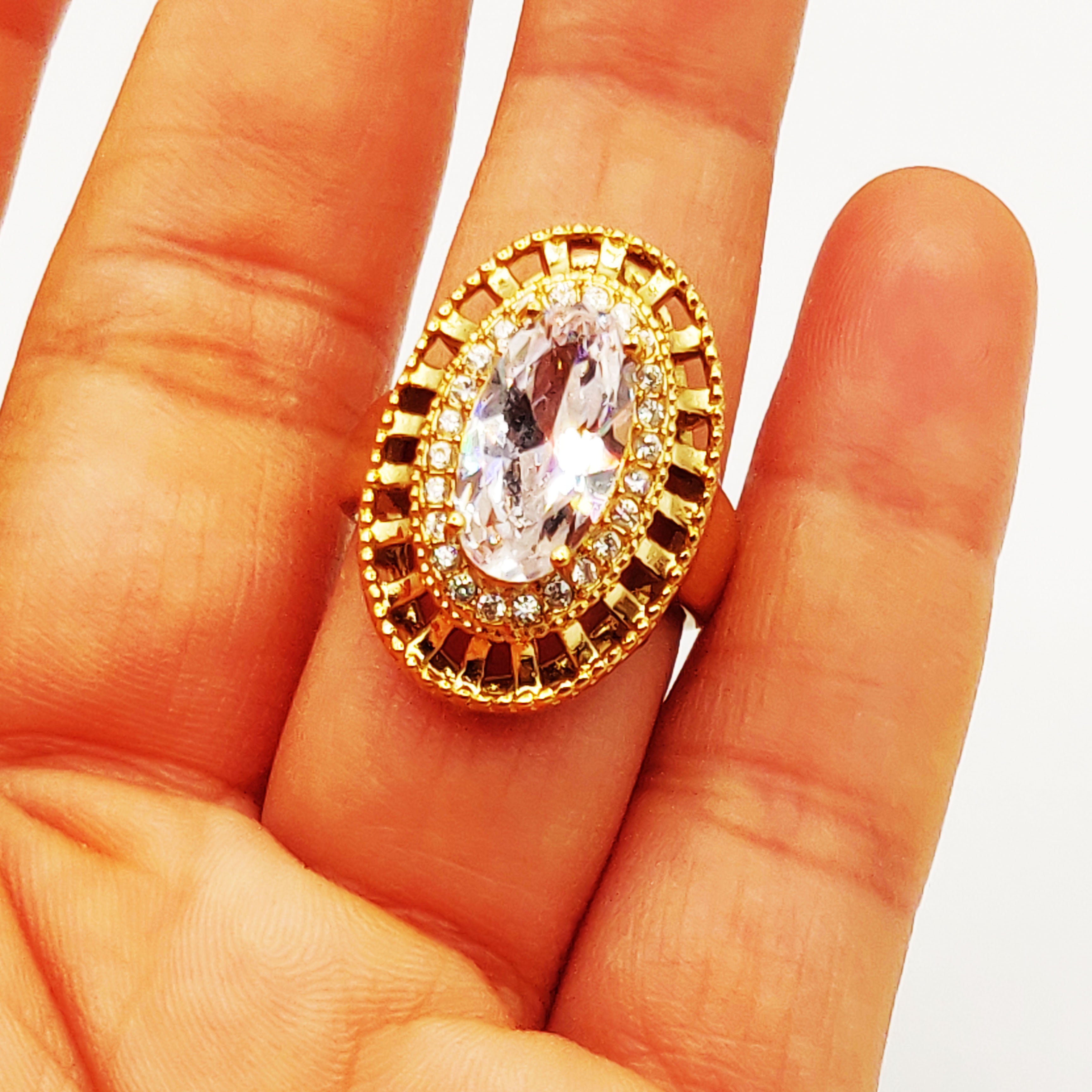 Bague Grand Cristal Ovale Tour Cristaux Luxe