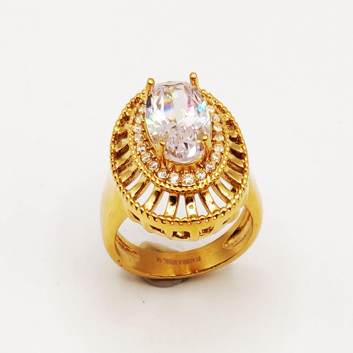 Bague Grand Cristal Ovale Tour Cristaux Luxe