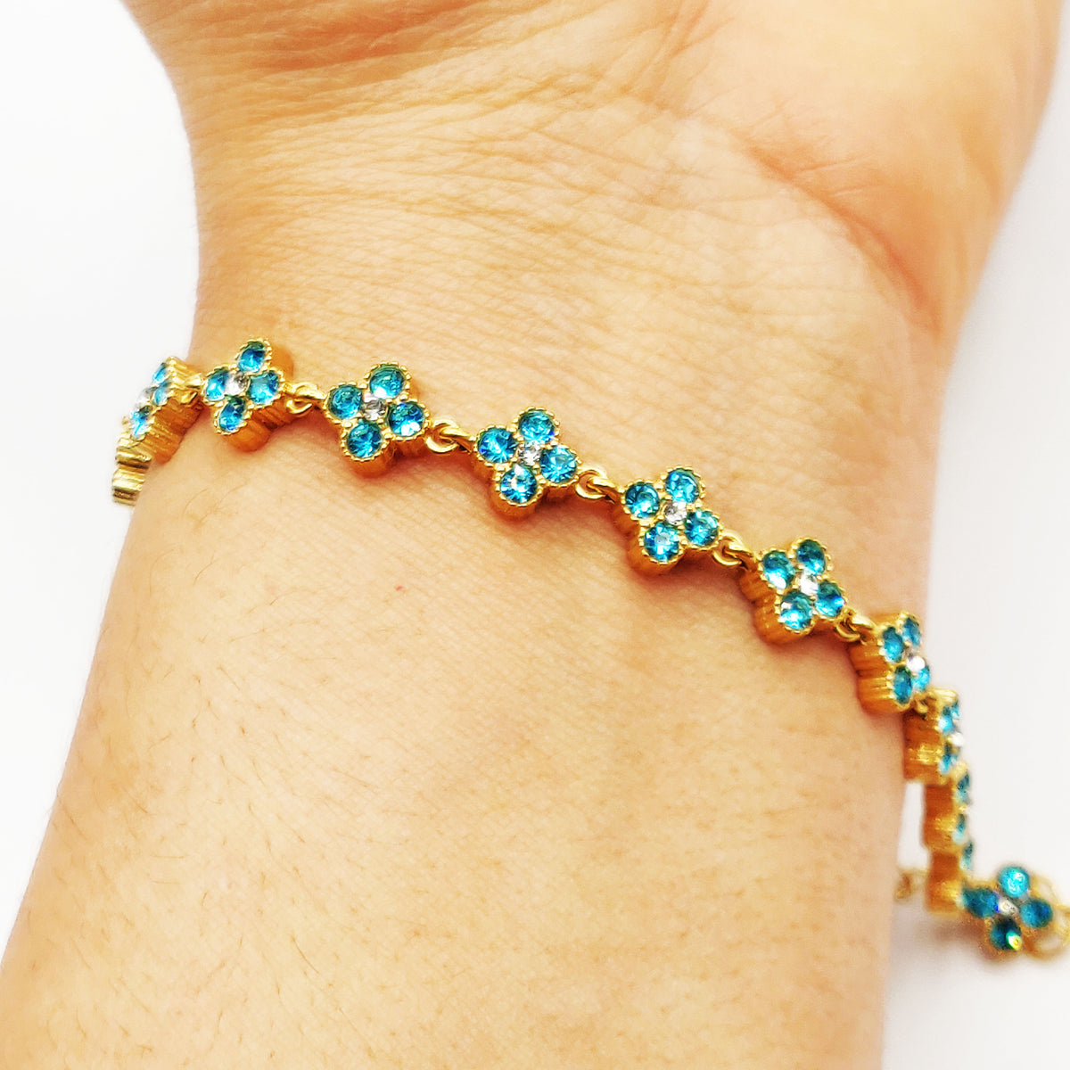 Bracelet Multi Trèfles Cristaux Bleus Clairs Luxe
