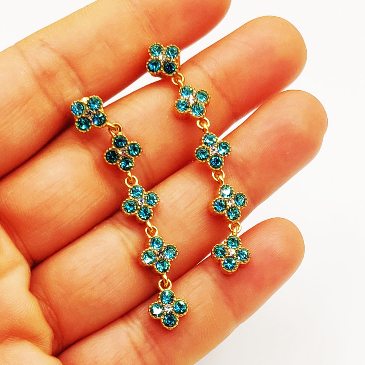 Boucles d'oreilles Multi Trèfles Cristaux Bleus Clairs Luxe