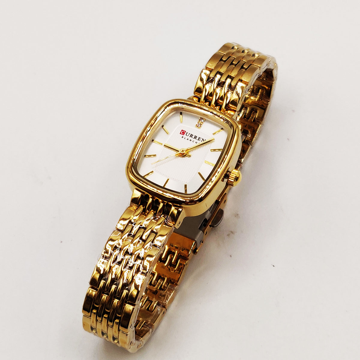 Montre Curren C9093L Bracelet Doré Fond Blanc