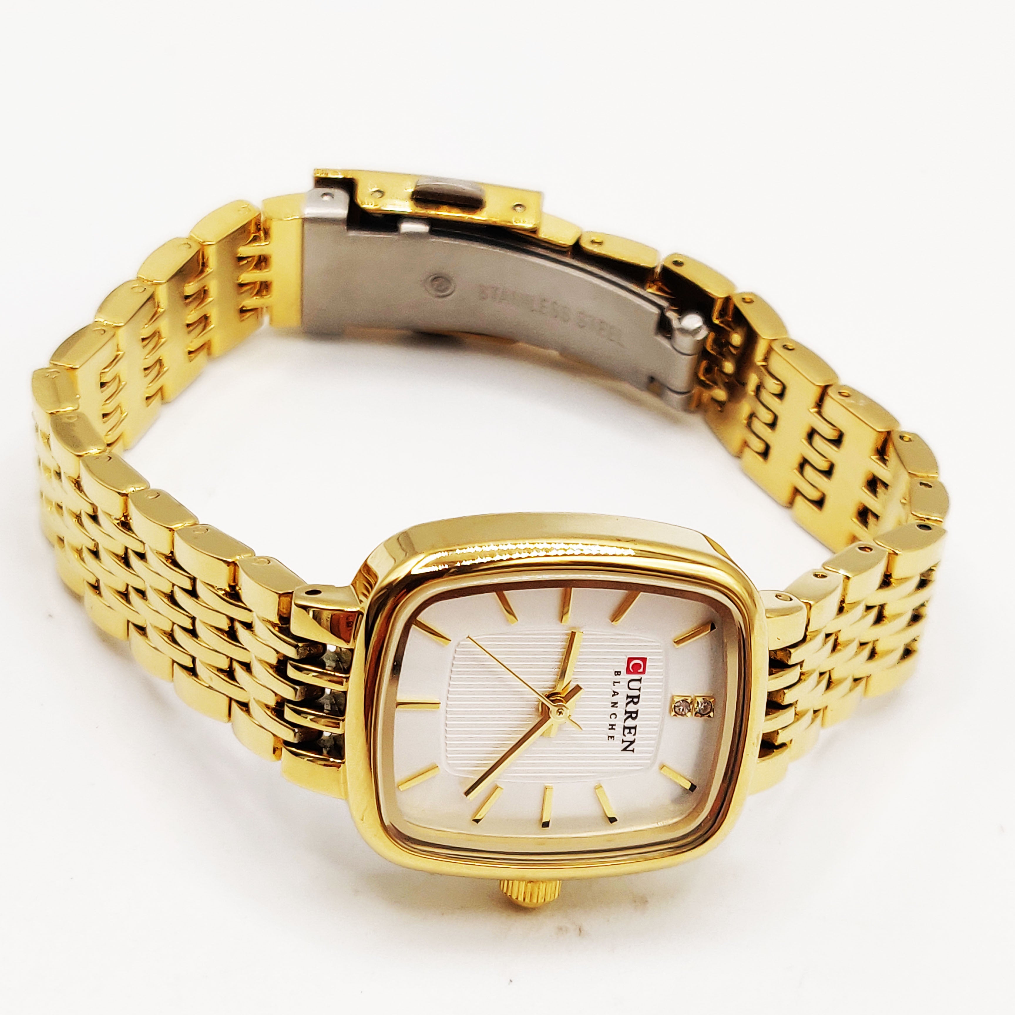 Montre Curren C9093L Bracelet Doré Fond Blanc