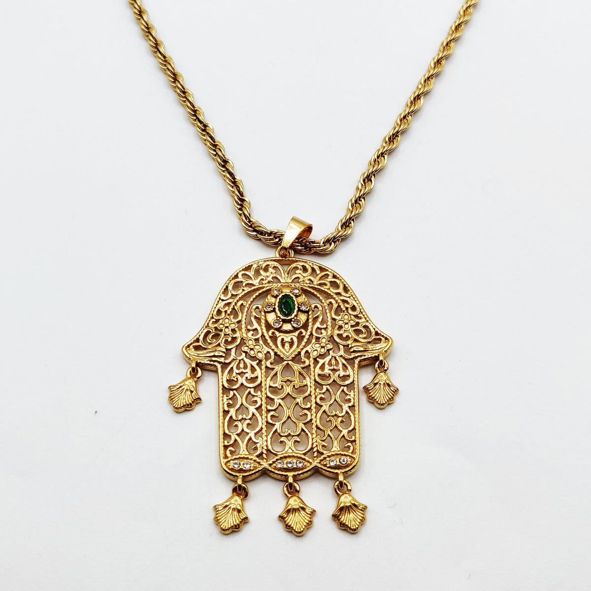 Collier Torsade Grand Pendentif Main de Fatma Motifs Orientaux Pierre Verte Luxe