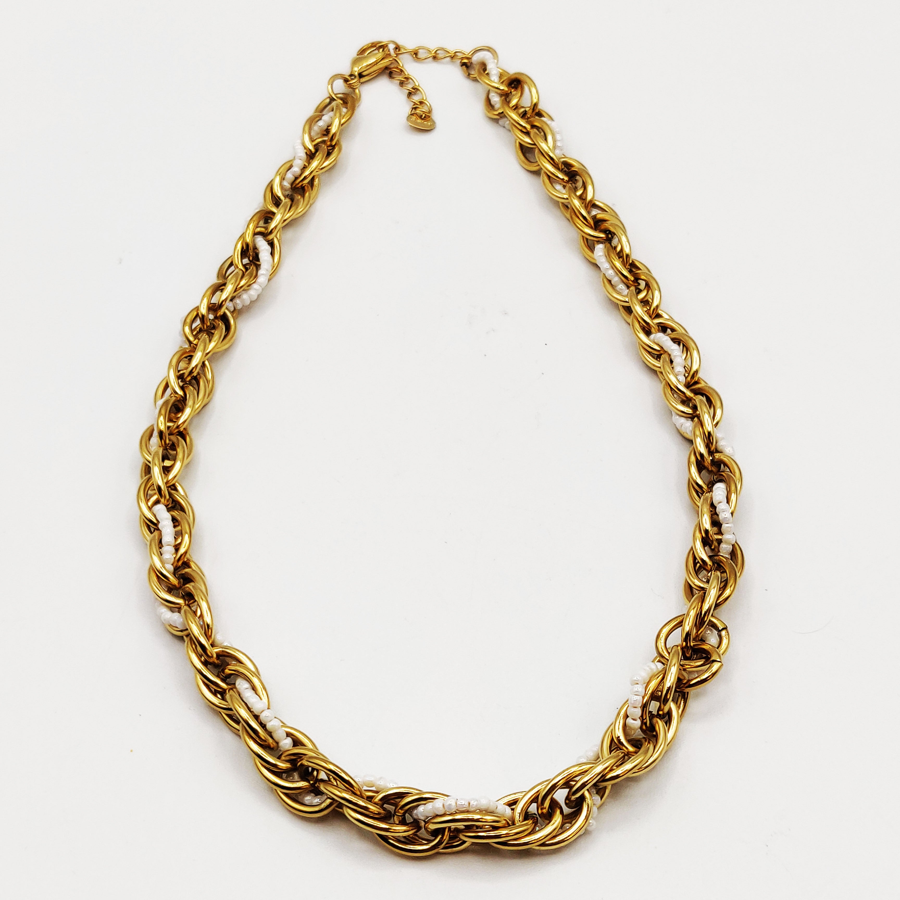Collier Maille Imbriquée Perles d'imitation Blanches Luxe