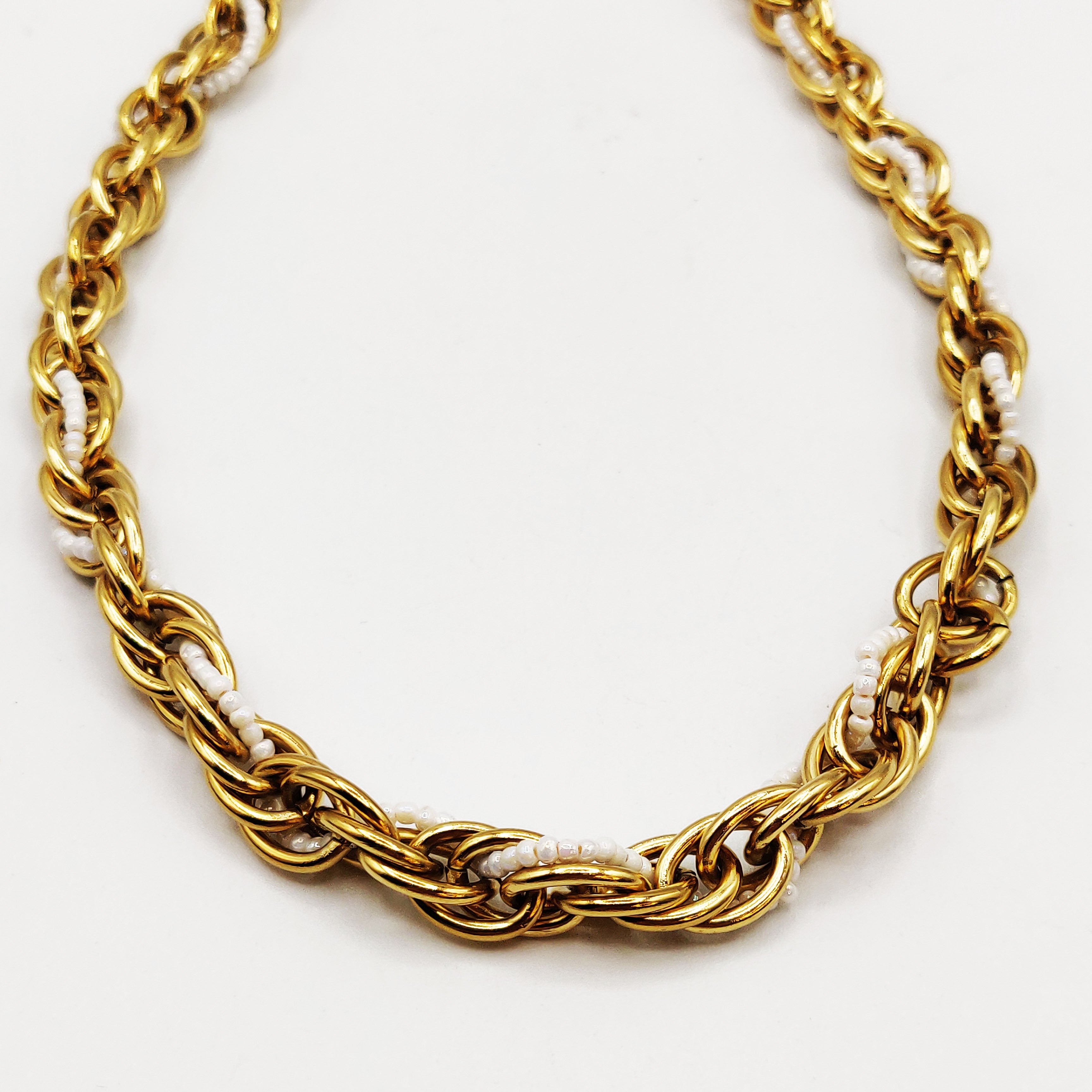 Collier Maille Imbriquée Perles d'imitation Blanches Luxe