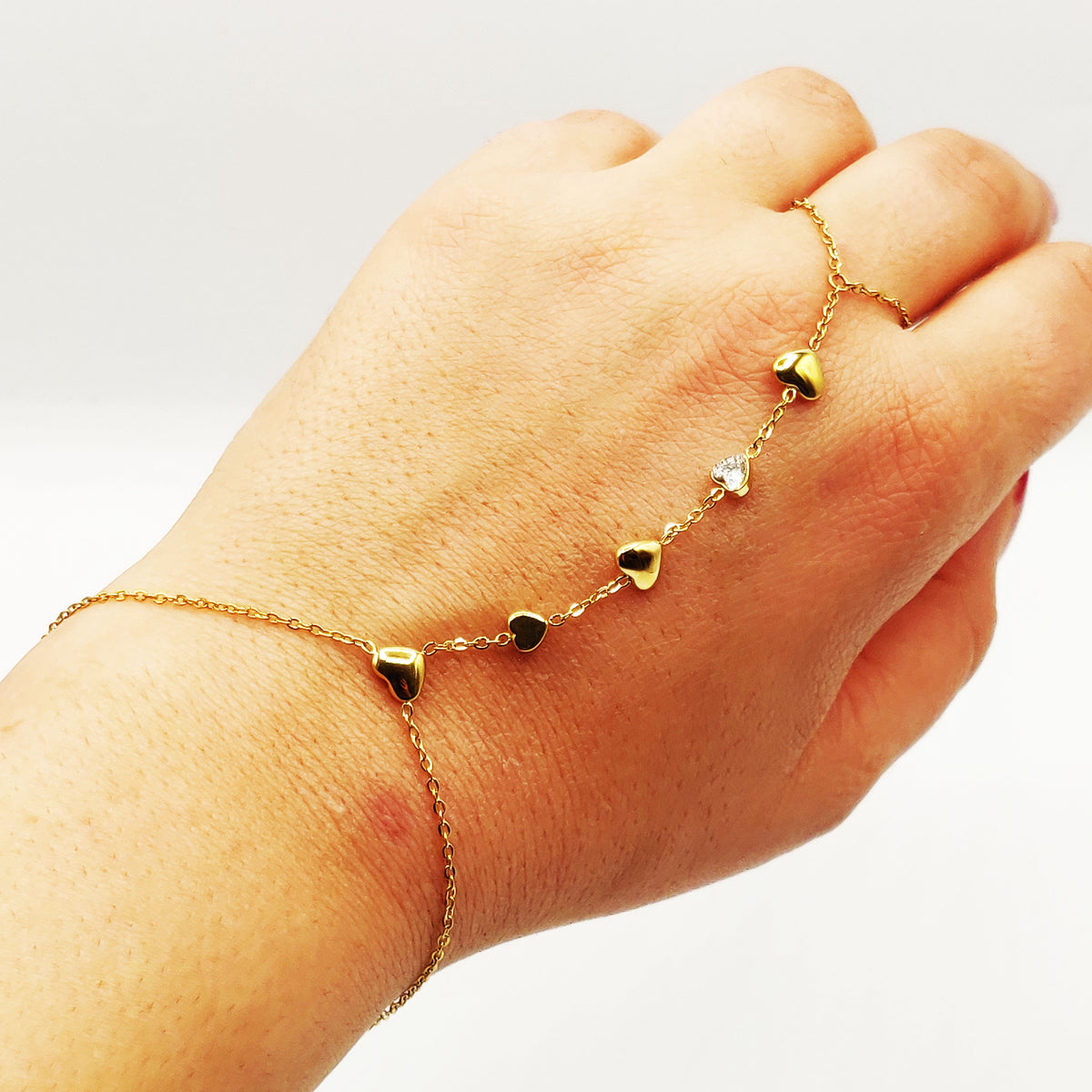 Bracelet / Chaîne de Main Coeurs Bombés et Cristal Luxe