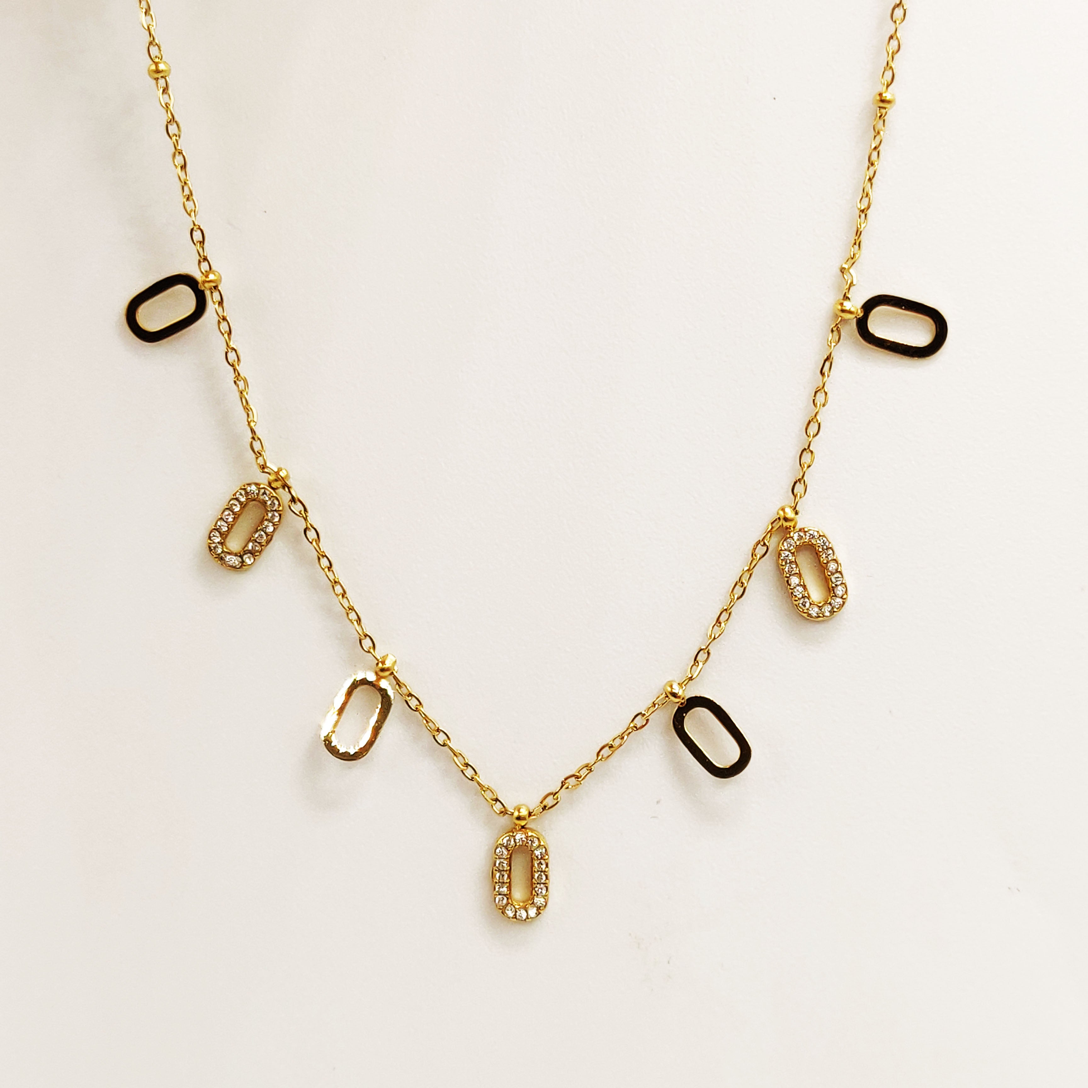 Collier Multi Ovales Dorés et Tour Cristaux Luxe