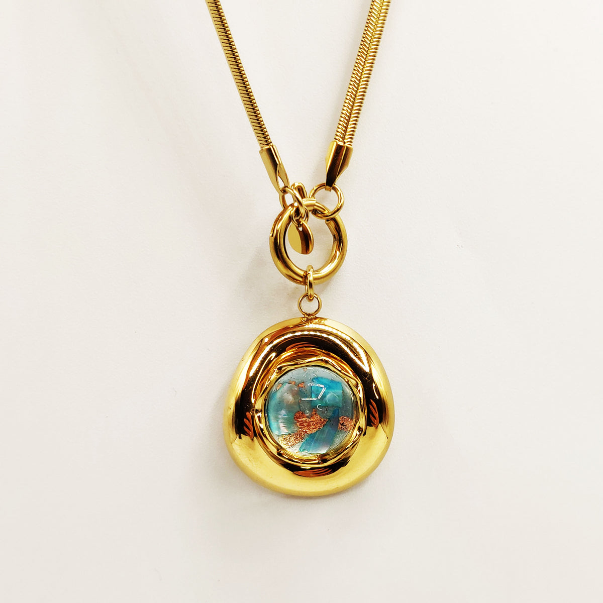 Collier Pierre Ovale Nature Bleue