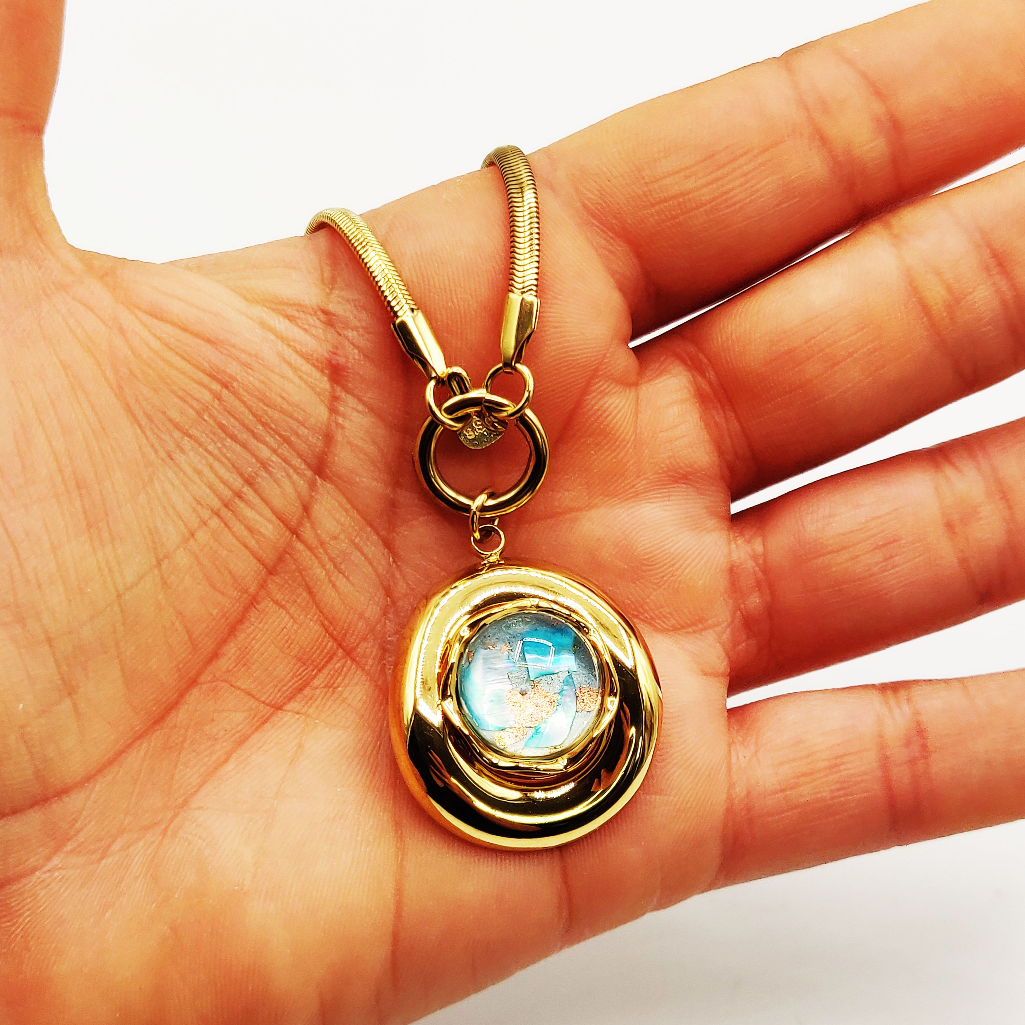 Collier Pierre Ovale Nature Bleue
