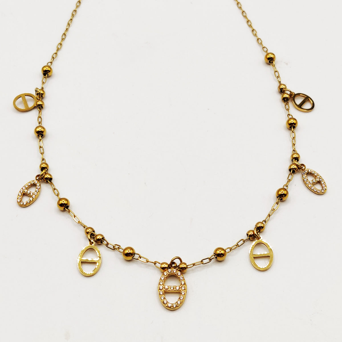 Collier Multi H Luxe et Perles d'imitation Dorées